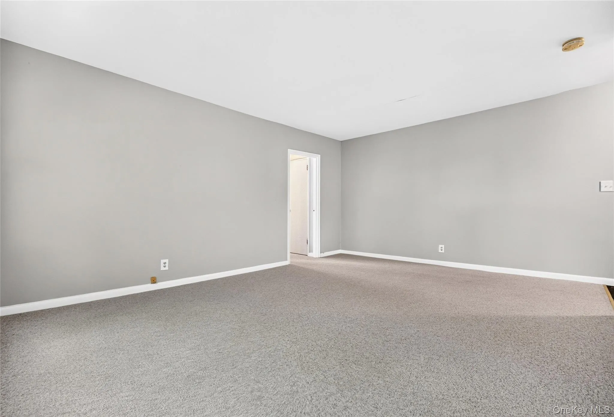 205 West Post Road, White Plains, NY, 1 Bedroom Bedrooms, 3 Rooms Rooms,1 BathroomBathrooms,Residential,For Rent,West Post,0,1023529 205 West Post Road, White Plains, NY, 1 Bedroom Bedrooms, 3 Rooms Rooms,1 BathroomBathrooms,Residential,For Rent,West Post,0,1023529