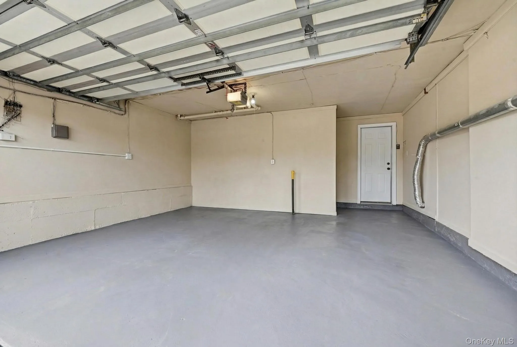 341 Green Court, Hempstead, NY, 4 Bedrooms Bedrooms, 10 Rooms Rooms,3 BathroomsBathrooms,Residential,For Rent,Green,0,1023541 341 Green Court, Hempstead, NY, 4 Bedrooms Bedrooms, 10 Rooms Rooms,3 BathroomsBathrooms,Residential,For Rent,Green,0,1023541