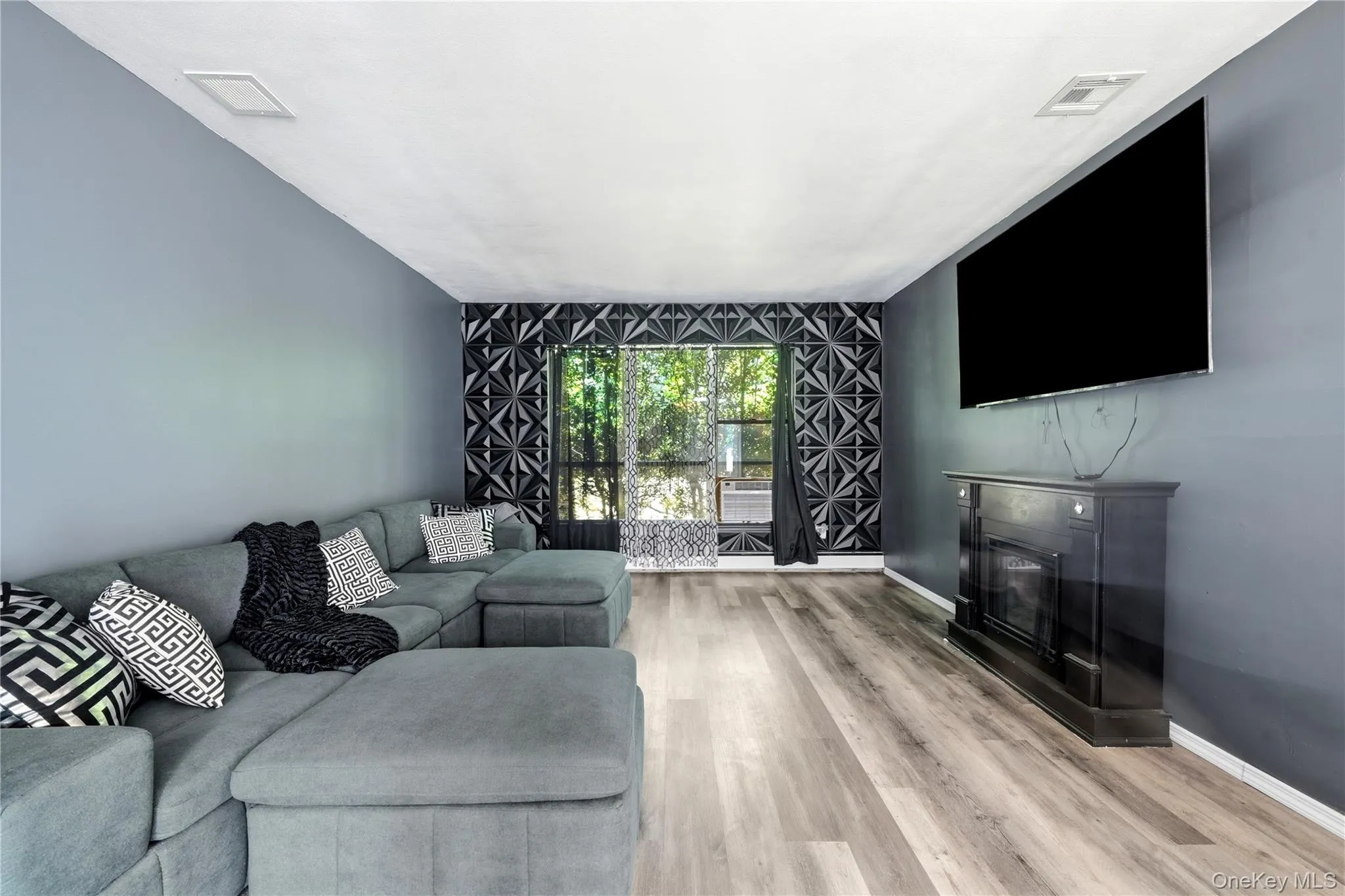 43 Margin Drive, Brookhaven, NY, 3 Bedrooms Bedrooms, 8 Rooms Rooms,2 BathroomsBathrooms,Residential,For Rent,Margin,0,1023542 43 Margin Drive, Brookhaven, NY, 3 Bedrooms Bedrooms, 8 Rooms Rooms,2 BathroomsBathrooms,Residential,For Rent,Margin,0,1023542