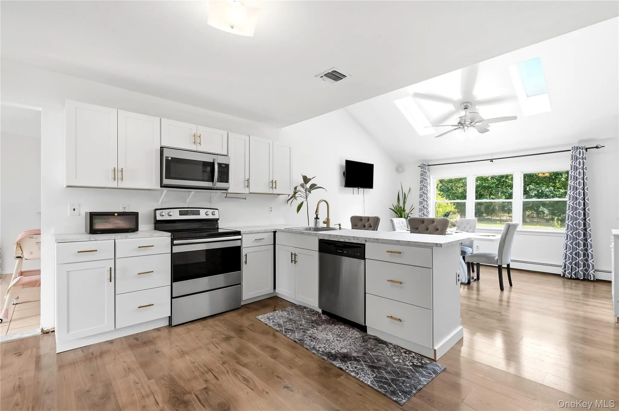 43 Margin Drive, Brookhaven, NY, 3 Bedrooms Bedrooms, 8 Rooms Rooms,2 BathroomsBathrooms,Residential,For Rent,Margin,0,1023542 43 Margin Drive, Brookhaven, NY, 3 Bedrooms Bedrooms, 8 Rooms Rooms,2 BathroomsBathrooms,Residential,For Rent,Margin,0,1023542