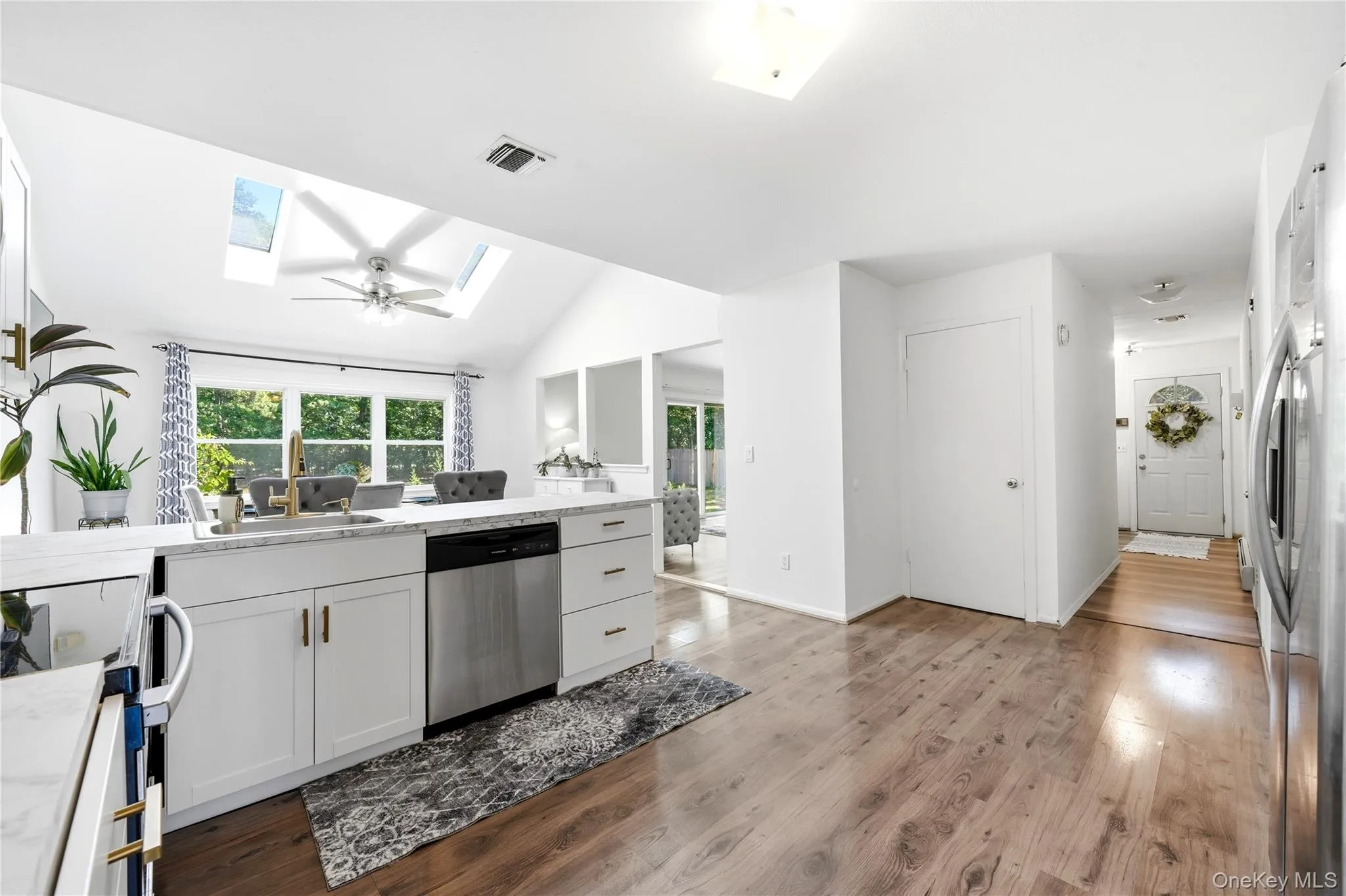 43 Margin Drive, Brookhaven, NY, 3 Bedrooms Bedrooms, 8 Rooms Rooms,2 BathroomsBathrooms,Residential,For Rent,Margin,0,1023542 43 Margin Drive, Brookhaven, NY, 3 Bedrooms Bedrooms, 8 Rooms Rooms,2 BathroomsBathrooms,Residential,For Rent,Margin,0,1023542