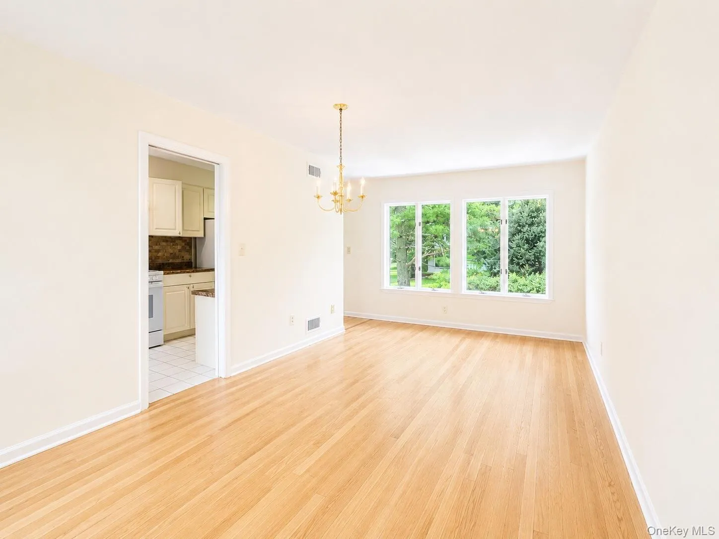 6 Cornell Place, Rye City, NY, 2 Bedrooms Bedrooms, 5 Rooms Rooms,2 BathroomsBathrooms,Residential Lease,For Rent,Cornell,0,1023548 6 Cornell Place, Rye City, NY, 2 Bedrooms Bedrooms, 5 Rooms Rooms,2 BathroomsBathrooms,Residential Lease,For Rent,Cornell,0,1023548