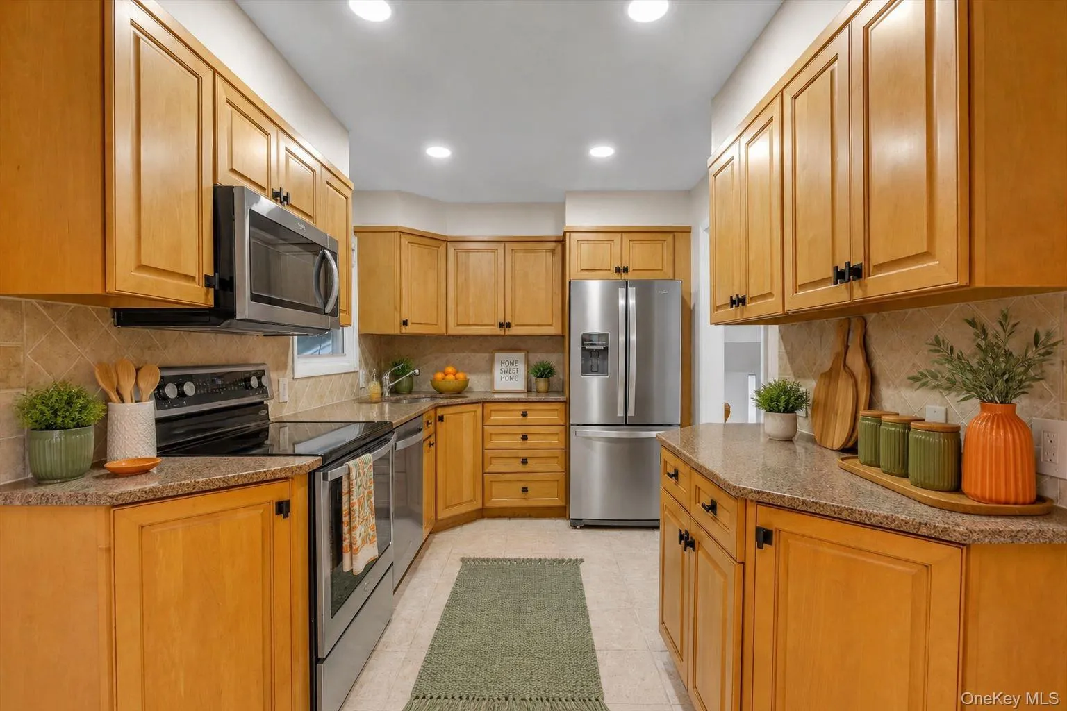 17 Fresno Drive, Oyster Bay, NY, 4 Bedrooms Bedrooms, 11 Rooms Rooms,1 BathroomBathrooms,Residential Lease,For Rent,Fresno,0,1023549 17 Fresno Drive, Oyster Bay, NY, 4 Bedrooms Bedrooms, 11 Rooms Rooms,1 BathroomBathrooms,Residential Lease,For Rent,Fresno,0,1023549
