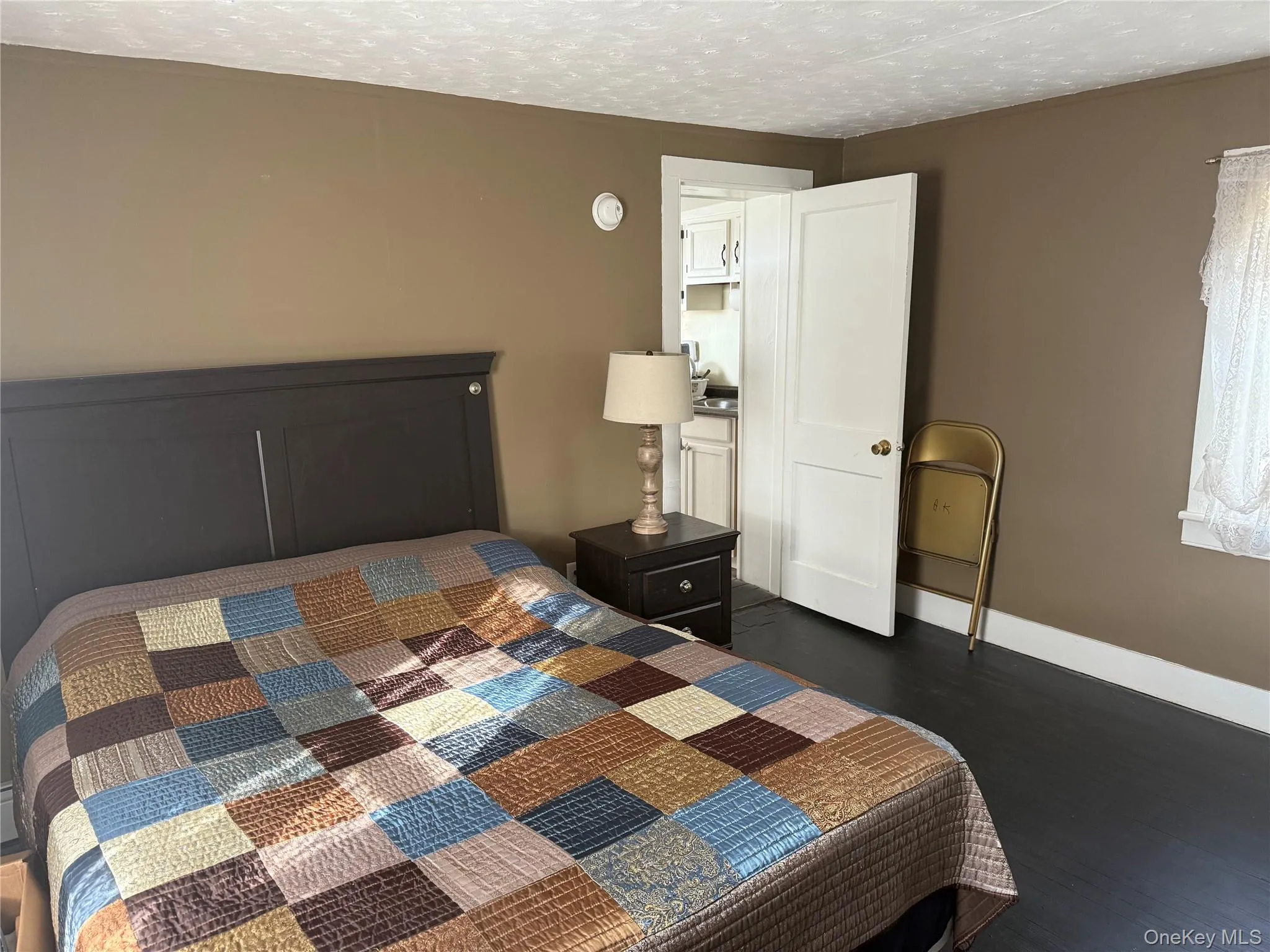 6 Glenmere Avenue, Warwick (town), NY, 1 Bedroom Bedrooms, 4 Rooms Rooms,1 BathroomBathrooms,Residential Lease,For Rent,Glenmere,0,1023557 6 Glenmere Avenue, Warwick (town), NY, 1 Bedroom Bedrooms, 4 Rooms Rooms,1 BathroomBathrooms,Residential Lease,For Rent,Glenmere,0,1023557