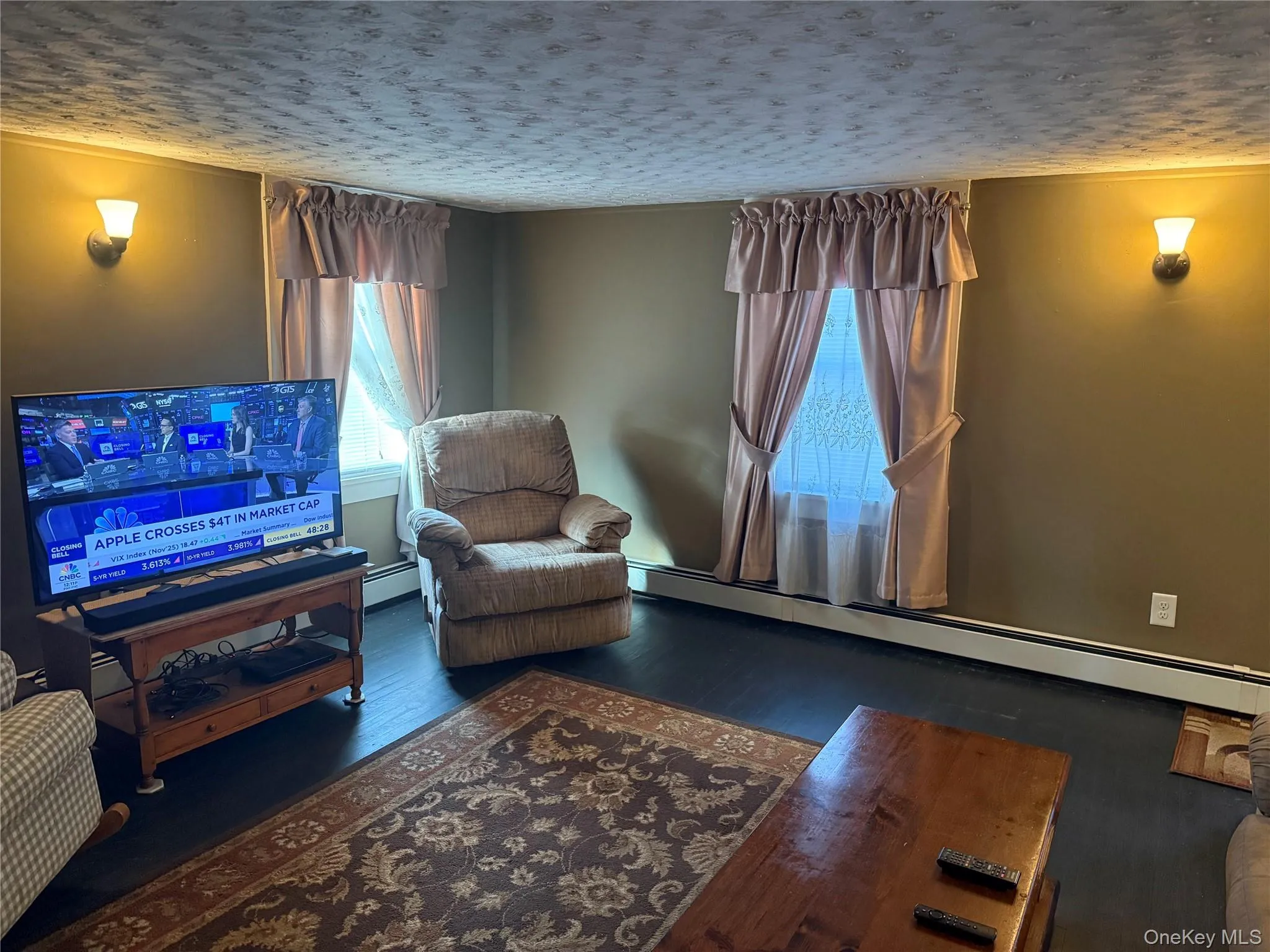 6 Glenmere Avenue, Warwick (town), NY, 1 Bedroom Bedrooms, 4 Rooms Rooms,1 BathroomBathrooms,Residential Lease,For Rent,Glenmere,0,1023557 6 Glenmere Avenue, Warwick (town), NY, 1 Bedroom Bedrooms, 4 Rooms Rooms,1 BathroomBathrooms,Residential Lease,For Rent,Glenmere,0,1023557