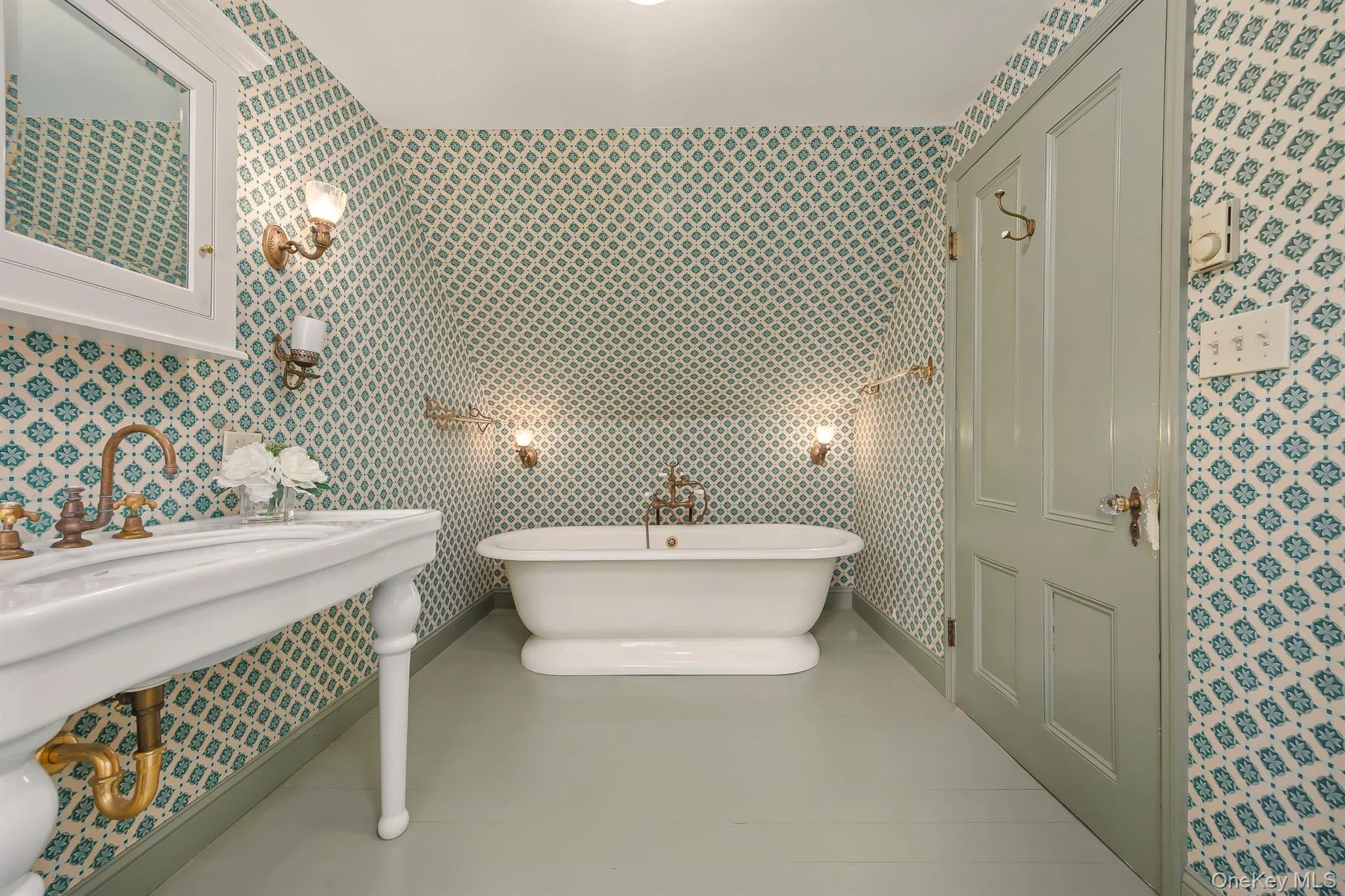 Primary Bath with Soaking Tub Primary Bath with Soaking Tub