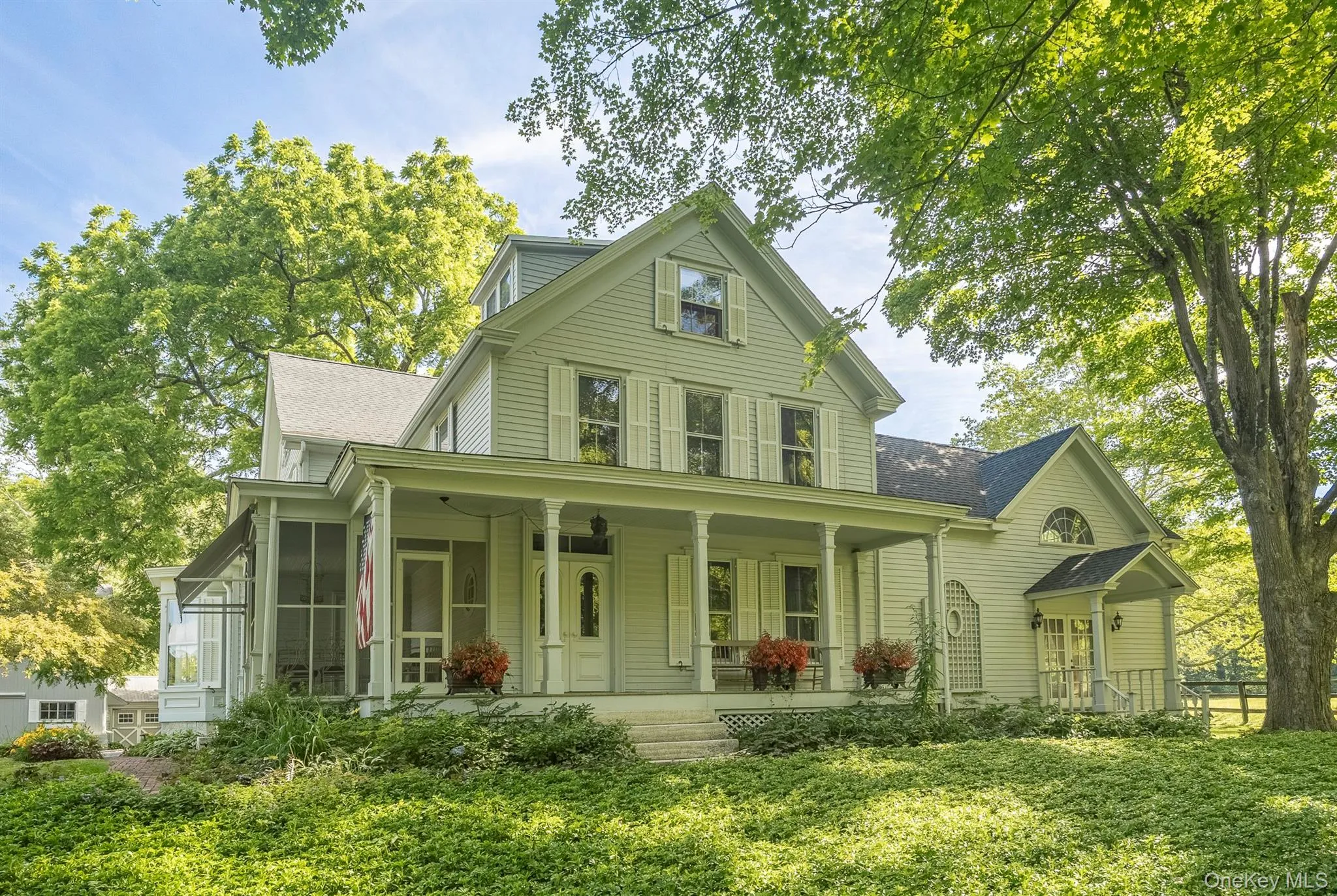 1890's Victorian Farm House 1890's Victorian Farm House
