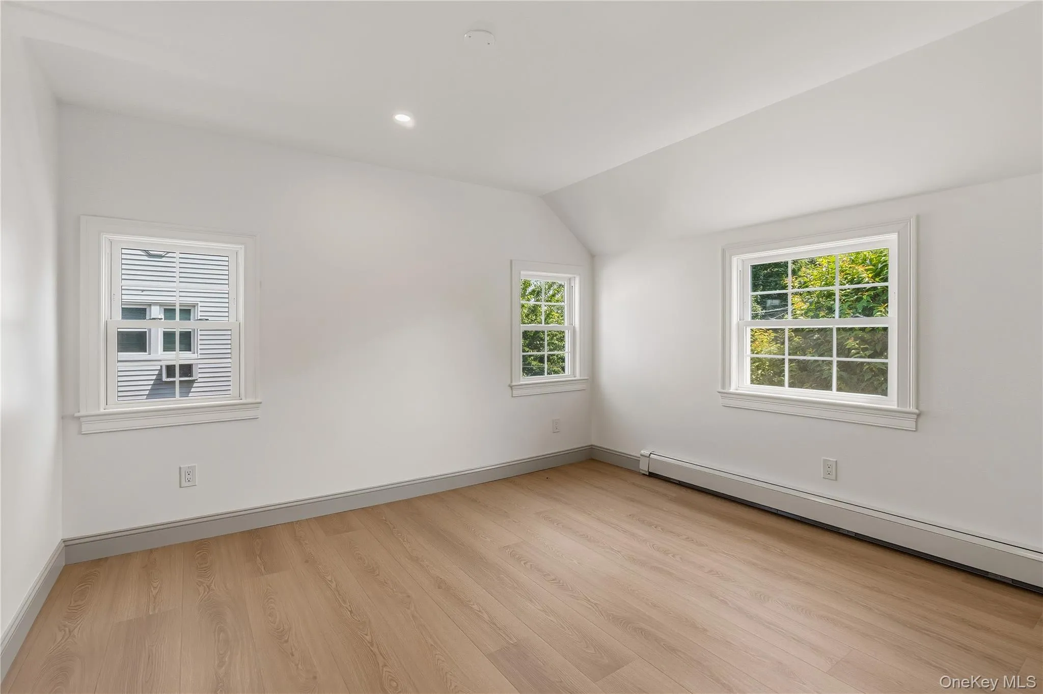 168 Longview Avenue, White Plains, NY, 3 Bedrooms Bedrooms, 9 Rooms Rooms,2 BathroomsBathrooms,Residential,For Rent,Longview,0,1023565 168 Longview Avenue, White Plains, NY, 3 Bedrooms Bedrooms, 9 Rooms Rooms,2 BathroomsBathrooms,Residential,For Rent,Longview,0,1023565