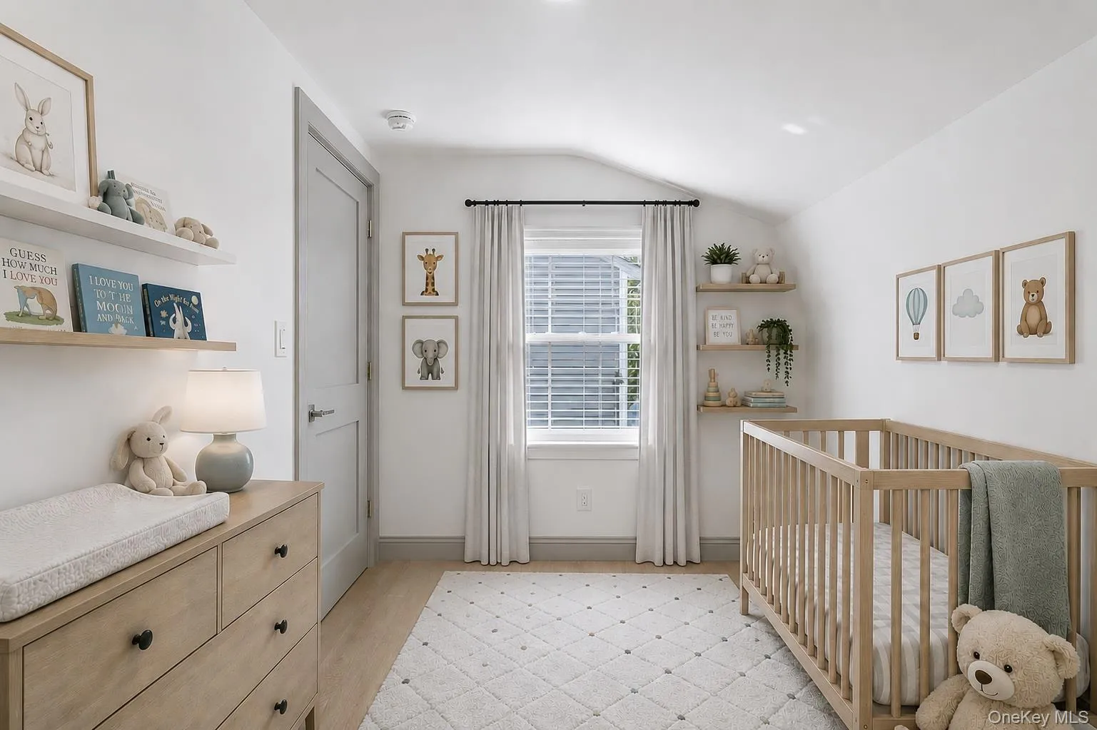 168 Longview Avenue, White Plains, NY, 3 Bedrooms Bedrooms, 9 Rooms Rooms,2 BathroomsBathrooms,Residential,For Rent,Longview,0,1023565 168 Longview Avenue, White Plains, NY, 3 Bedrooms Bedrooms, 9 Rooms Rooms,2 BathroomsBathrooms,Residential,For Rent,Longview,0,1023565