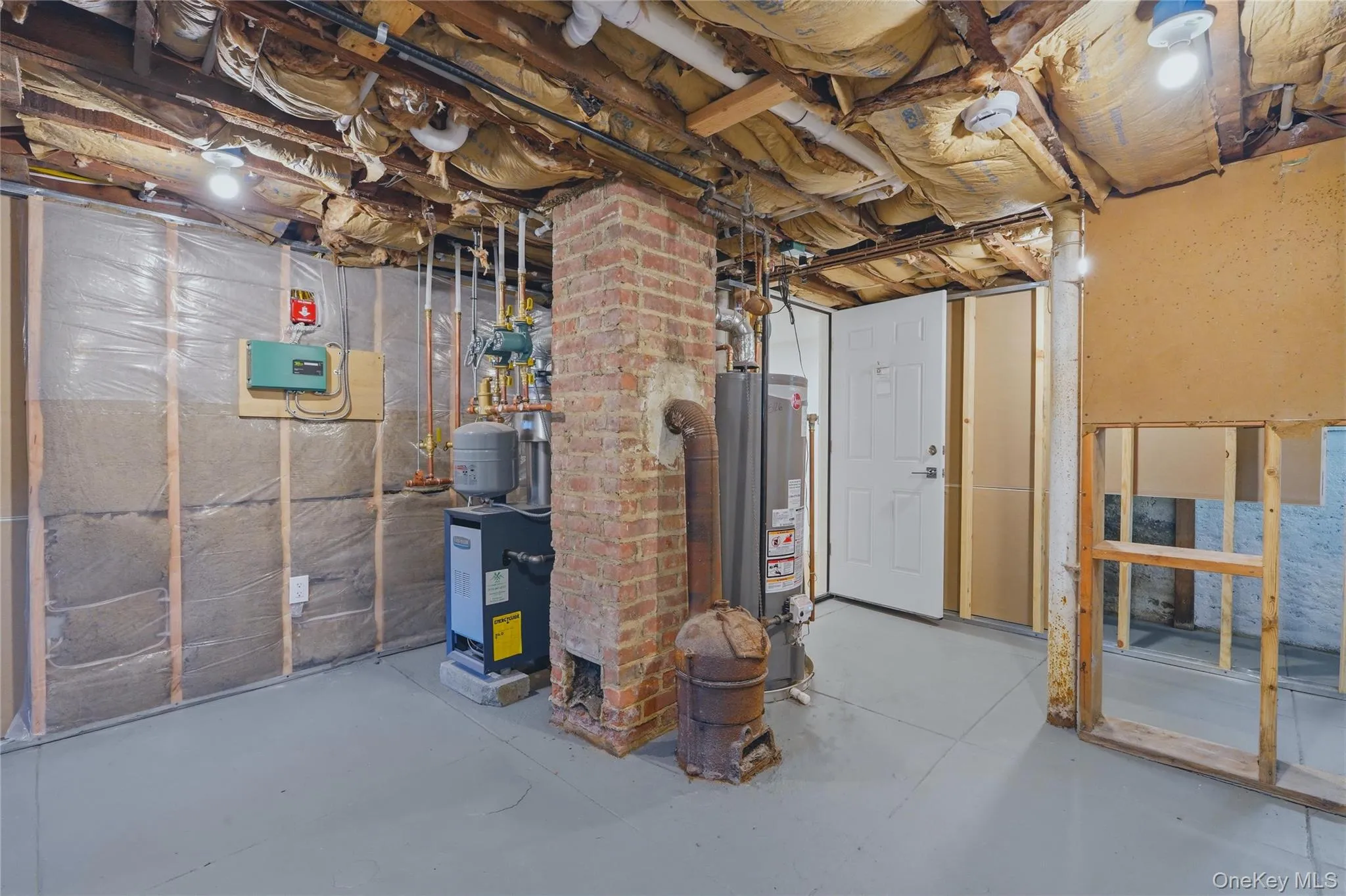 Unfinished Storage Unfinished Storage