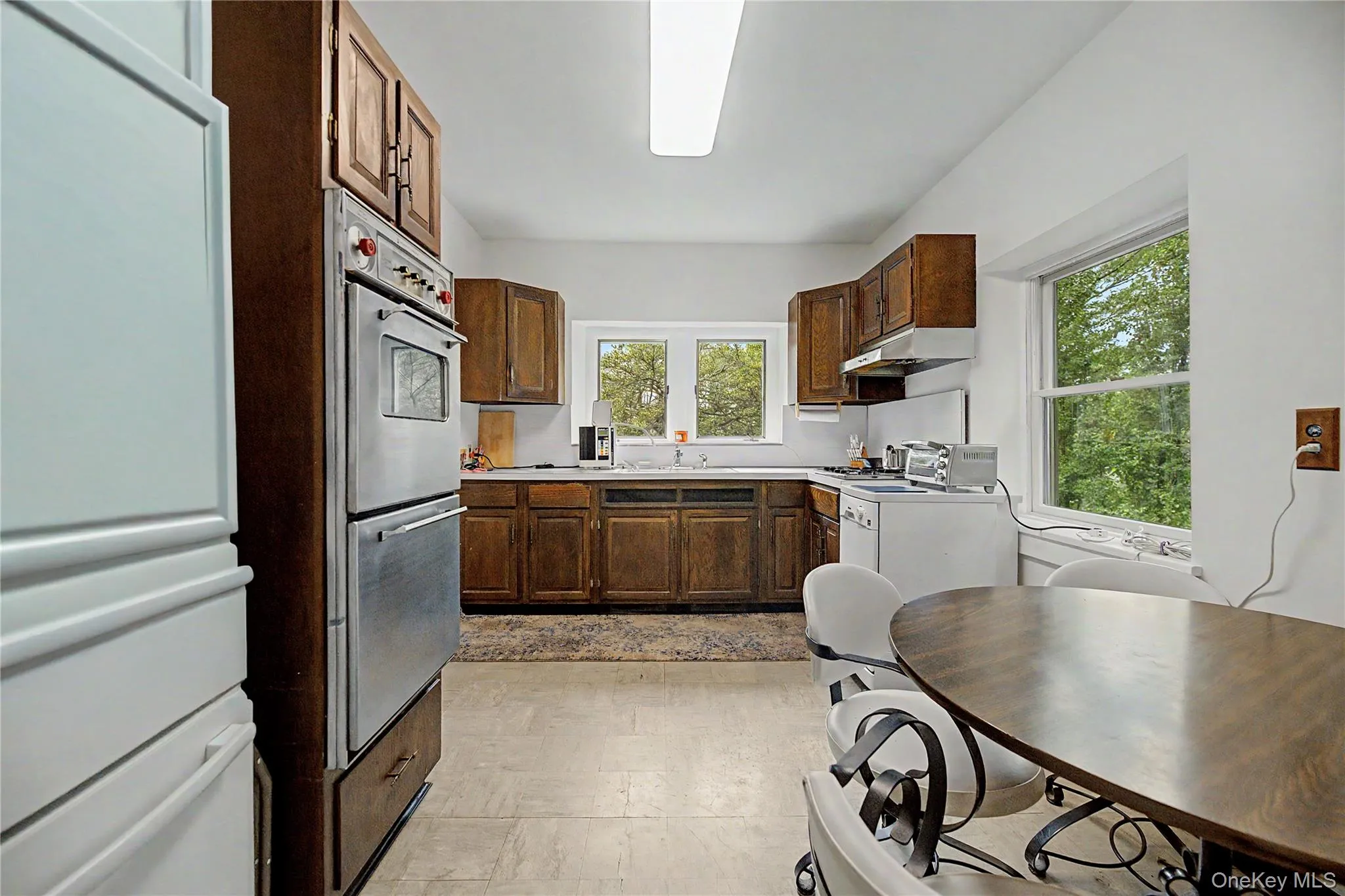 37 Lansdowne Drive, Mamaroneck, NY, 3 Bedrooms Bedrooms, 6 Rooms Rooms,1 BathroomBathrooms,Residential,For Rent,Lansdowne,0,1023567 37 Lansdowne Drive, Mamaroneck, NY, 3 Bedrooms Bedrooms, 6 Rooms Rooms,1 BathroomBathrooms,Residential,For Rent,Lansdowne,0,1023567