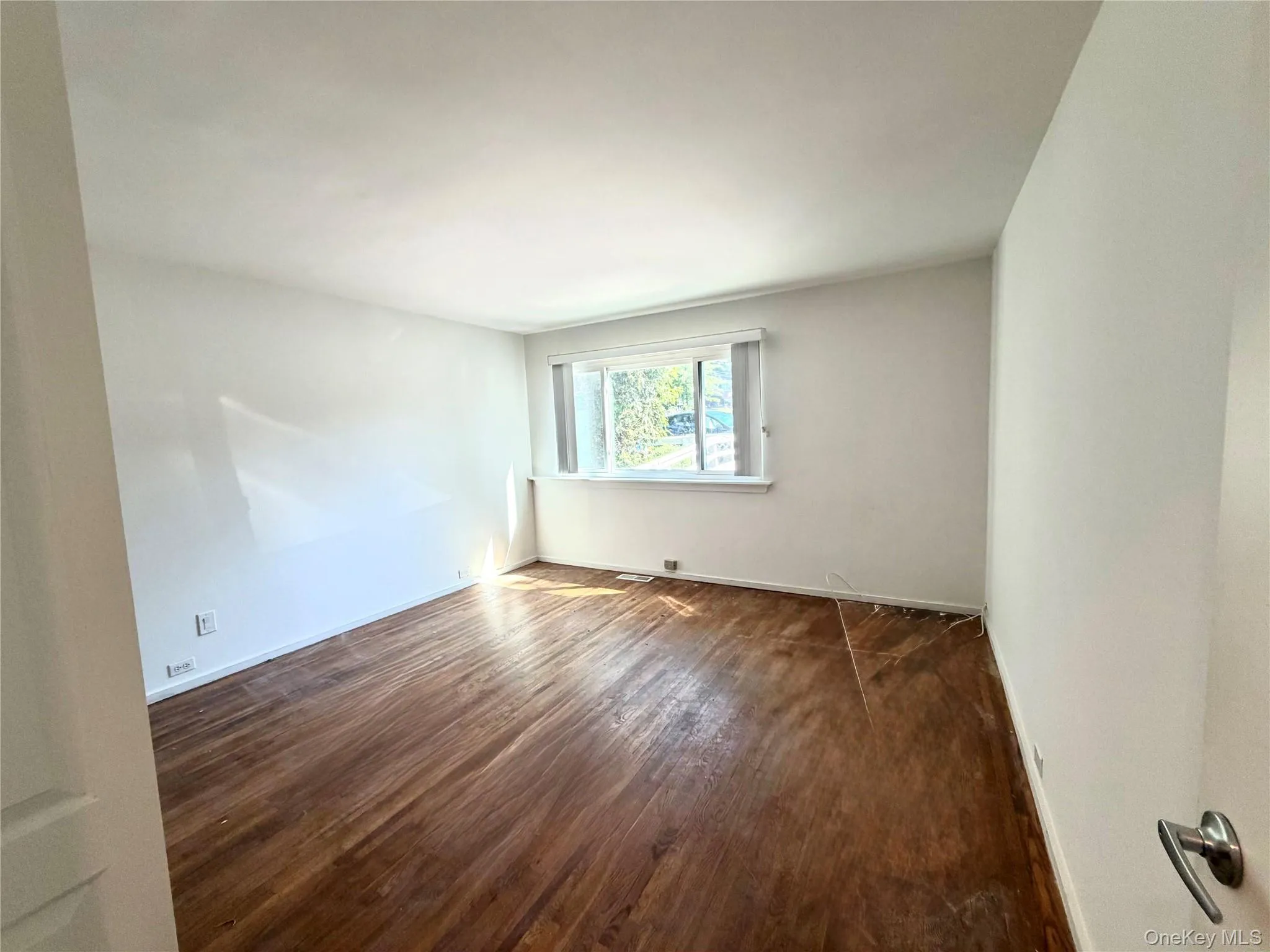 77 Sands Point Road, North Hempstead, NY, 3 Bedrooms Bedrooms, 6 Rooms Rooms,2 BathroomsBathrooms,Residential Lease,For Rent,Sands Point,0,1023569 77 Sands Point Road, North Hempstead, NY, 3 Bedrooms Bedrooms, 6 Rooms Rooms,2 BathroomsBathrooms,Residential Lease,For Rent,Sands Point,0,1023569