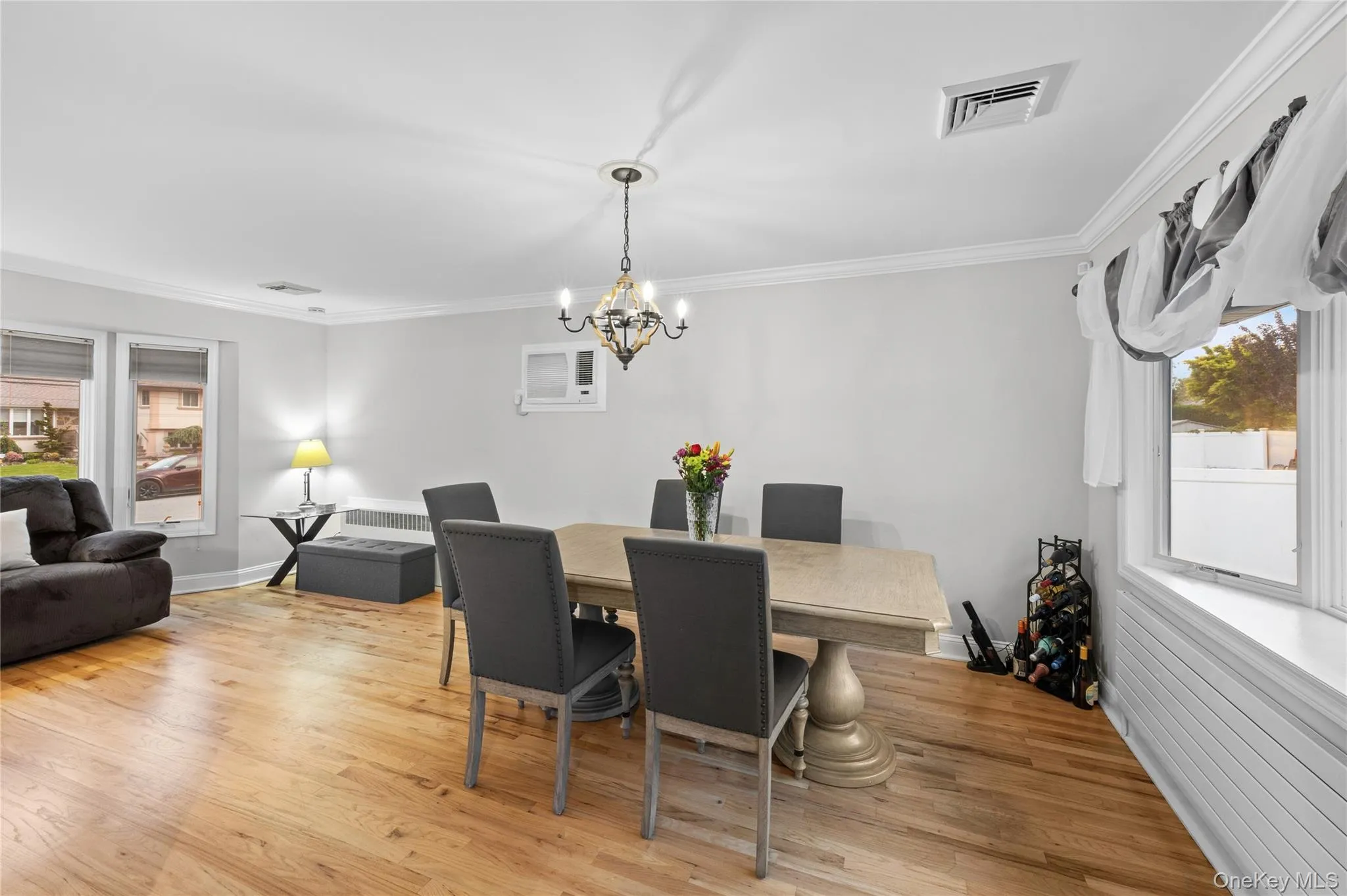 27 Nottinghill Drive, Oyster Bay, NY, 3 Bedrooms Bedrooms, 7 Rooms Rooms,2 BathroomsBathrooms,Residential,For Rent,Nottinghill,0,1023578 27 Nottinghill Drive, Oyster Bay, NY, 3 Bedrooms Bedrooms, 7 Rooms Rooms,2 BathroomsBathrooms,Residential,For Rent,Nottinghill,0,1023578