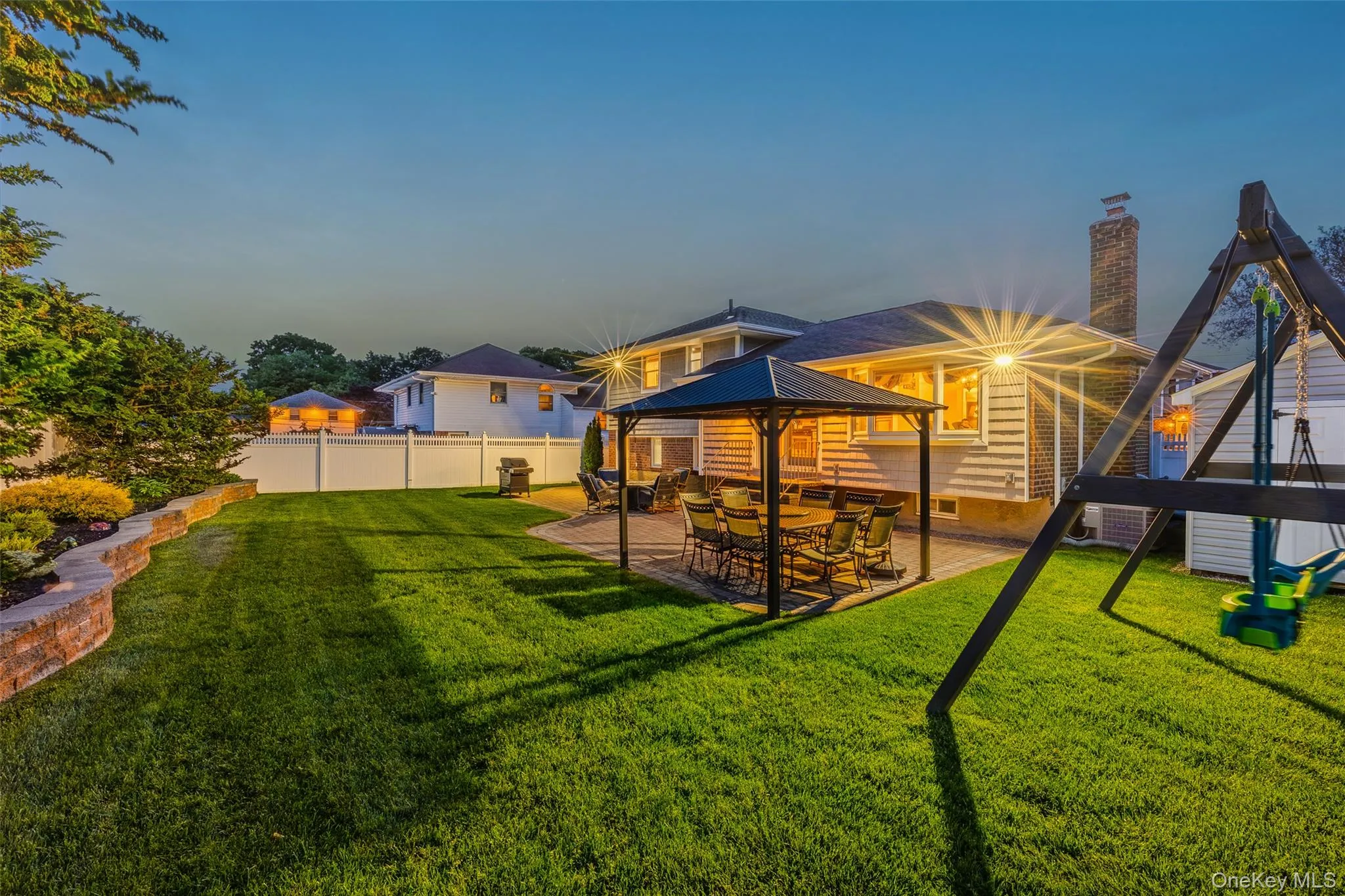 27 Nottinghill Drive, Oyster Bay, NY, 3 Bedrooms Bedrooms, 7 Rooms Rooms,2 BathroomsBathrooms,Residential,For Rent,Nottinghill,0,1023578 27 Nottinghill Drive, Oyster Bay, NY, 3 Bedrooms Bedrooms, 7 Rooms Rooms,2 BathroomsBathrooms,Residential,For Rent,Nottinghill,0,1023578