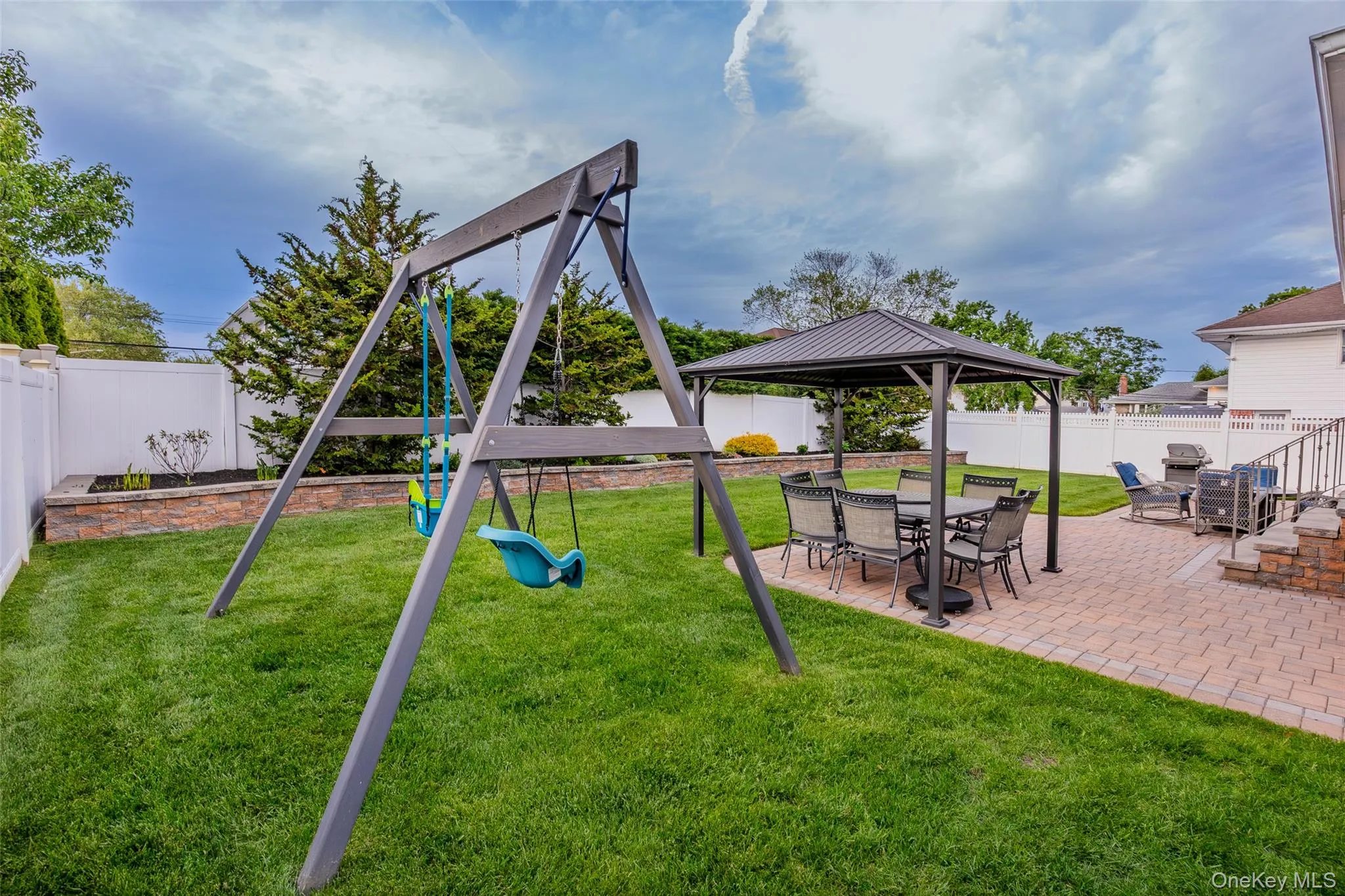 27 Nottinghill Drive, Oyster Bay, NY, 3 Bedrooms Bedrooms, 7 Rooms Rooms,2 BathroomsBathrooms,Residential,For Rent,Nottinghill,0,1023578 27 Nottinghill Drive, Oyster Bay, NY, 3 Bedrooms Bedrooms, 7 Rooms Rooms,2 BathroomsBathrooms,Residential,For Rent,Nottinghill,0,1023578