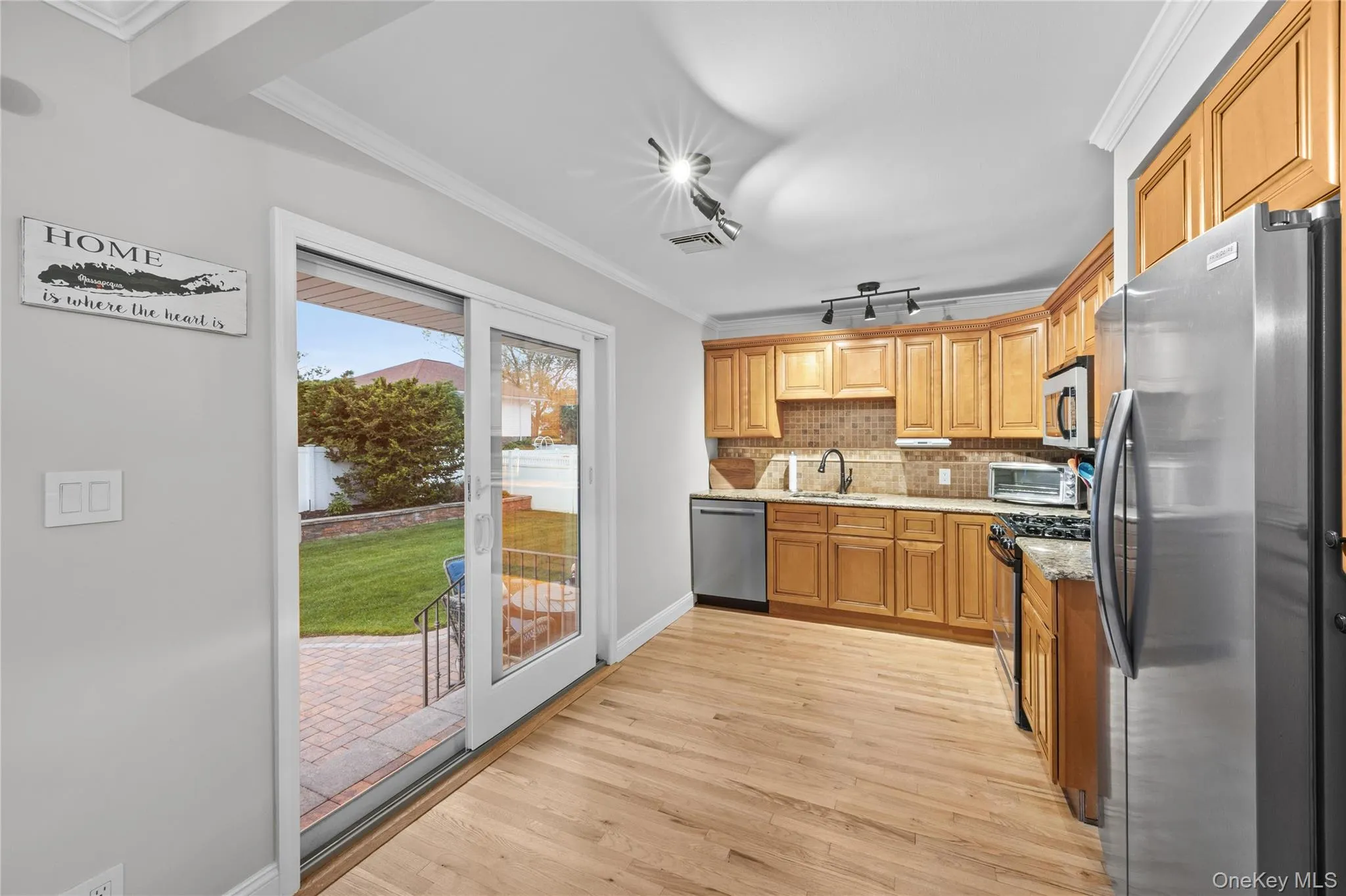 27 Nottinghill Drive, Oyster Bay, NY, 3 Bedrooms Bedrooms, 7 Rooms Rooms,2 BathroomsBathrooms,Residential,For Rent,Nottinghill,0,1023578 27 Nottinghill Drive, Oyster Bay, NY, 3 Bedrooms Bedrooms, 7 Rooms Rooms,2 BathroomsBathrooms,Residential,For Rent,Nottinghill,0,1023578