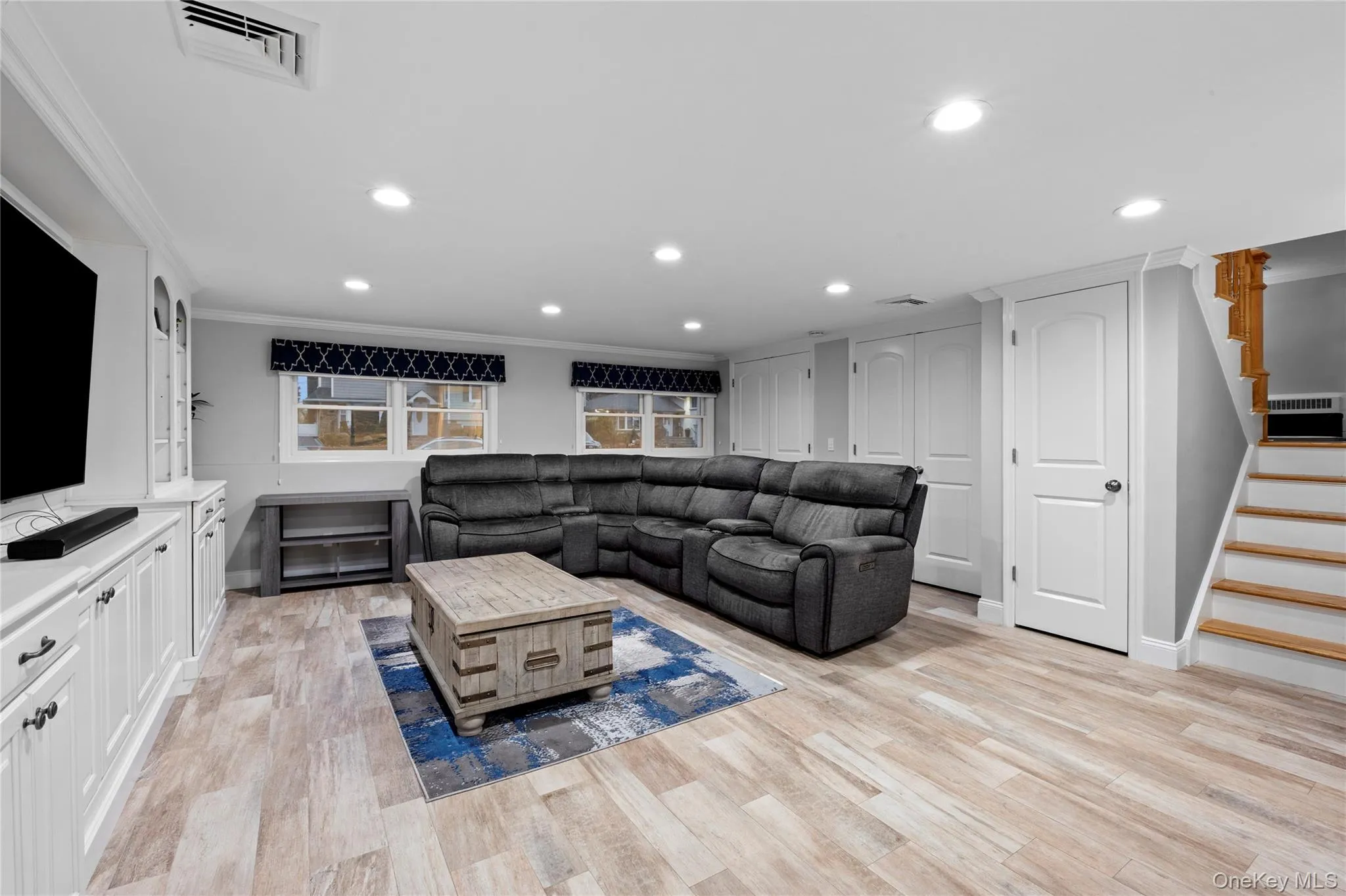 27 Nottinghill Drive, Oyster Bay, NY, 3 Bedrooms Bedrooms, 7 Rooms Rooms,2 BathroomsBathrooms,Residential,For Rent,Nottinghill,0,1023578 27 Nottinghill Drive, Oyster Bay, NY, 3 Bedrooms Bedrooms, 7 Rooms Rooms,2 BathroomsBathrooms,Residential,For Rent,Nottinghill,0,1023578