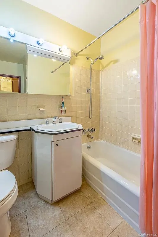 2925 5th Street, New York, NY, 1 Bedroom Bedrooms, 3 Rooms Rooms,1 BathroomBathrooms,Residential,For Rent,5th,0,1023580 2925 5th Street, New York, NY, 1 Bedroom Bedrooms, 3 Rooms Rooms,1 BathroomBathrooms,Residential,For Rent,5th,0,1023580