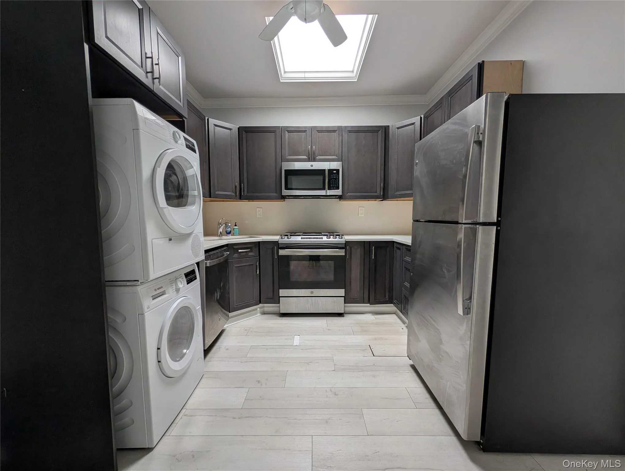 3317 30th Avenue, New York, NY, 2 Bedrooms Bedrooms, 4 Rooms Rooms,1 BathroomBathrooms,Residential Lease,For Rent,30th,0,1023582 3317 30th Avenue, New York, NY, 2 Bedrooms Bedrooms, 4 Rooms Rooms,1 BathroomBathrooms,Residential Lease,For Rent,30th,0,1023582