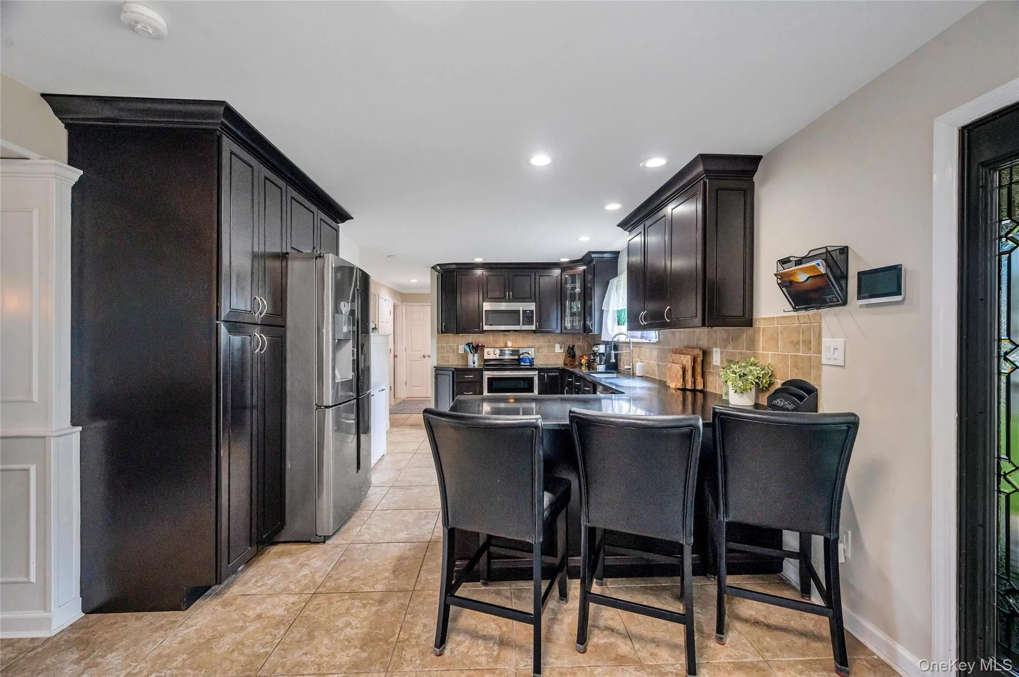 266 Duckpond Drive, Hempstead, NY, 4 Bedrooms Bedrooms, 7 Rooms Rooms,2 BathroomsBathrooms,Residential,For Rent,Duckpond,0,1023584 266 Duckpond Drive, Hempstead, NY, 4 Bedrooms Bedrooms, 7 Rooms Rooms,2 BathroomsBathrooms,Residential,For Rent,Duckpond,0,1023584