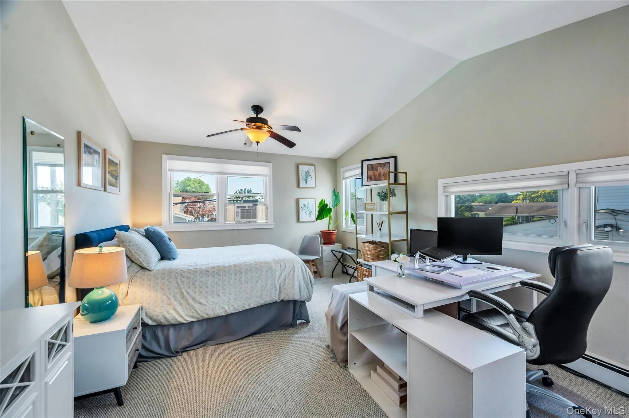 266 Duckpond Drive, Hempstead, NY, 4 Bedrooms Bedrooms, 7 Rooms Rooms,2 BathroomsBathrooms,Residential,For Rent,Duckpond,0,1023584 266 Duckpond Drive, Hempstead, NY, 4 Bedrooms Bedrooms, 7 Rooms Rooms,2 BathroomsBathrooms,Residential,For Rent,Duckpond,0,1023584