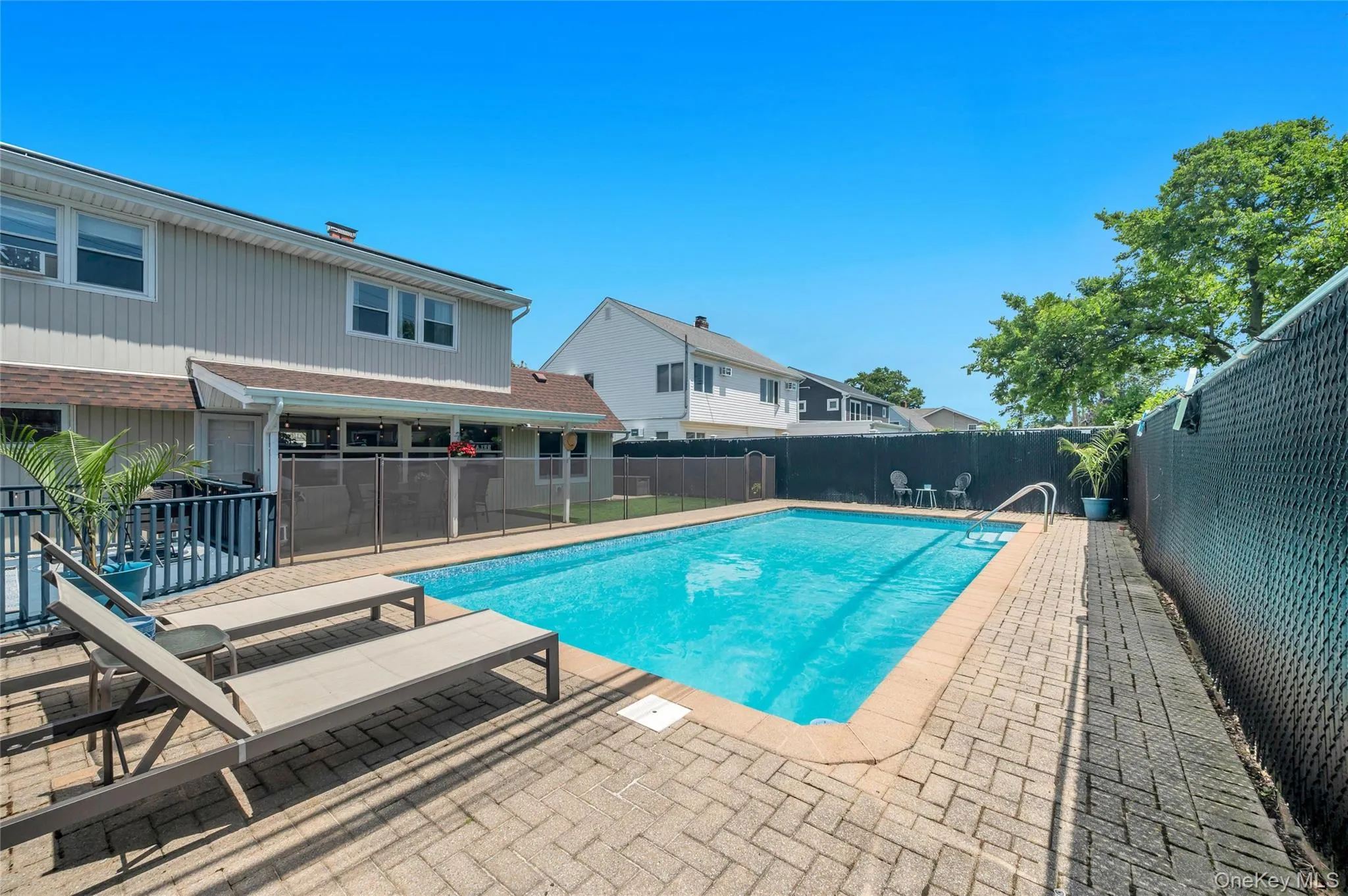266 Duckpond Drive, Hempstead, NY, 4 Bedrooms Bedrooms, 7 Rooms Rooms,2 BathroomsBathrooms,Residential,For Rent,Duckpond,0,1023584 266 Duckpond Drive, Hempstead, NY, 4 Bedrooms Bedrooms, 7 Rooms Rooms,2 BathroomsBathrooms,Residential,For Rent,Duckpond,0,1023584