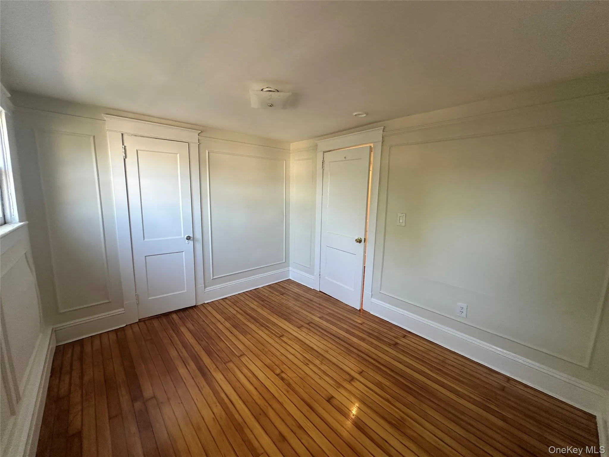45 Landing Road, Glen Cove, NY, 3 Bedrooms Bedrooms, 5 Rooms Rooms,1 BathroomBathrooms,Residential Lease,For Rent,Landing,0,1023587 45 Landing Road, Glen Cove, NY, 3 Bedrooms Bedrooms, 5 Rooms Rooms,1 BathroomBathrooms,Residential Lease,For Rent,Landing,0,1023587