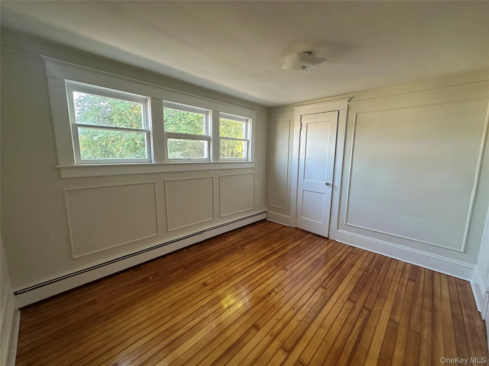 45 Landing Road, Glen Cove, NY, 3 Bedrooms Bedrooms, 5 Rooms Rooms,1 BathroomBathrooms,Residential Lease,For Rent,Landing,0,1023587 45 Landing Road, Glen Cove, NY, 3 Bedrooms Bedrooms, 5 Rooms Rooms,1 BathroomBathrooms,Residential Lease,For Rent,Landing,0,1023587
