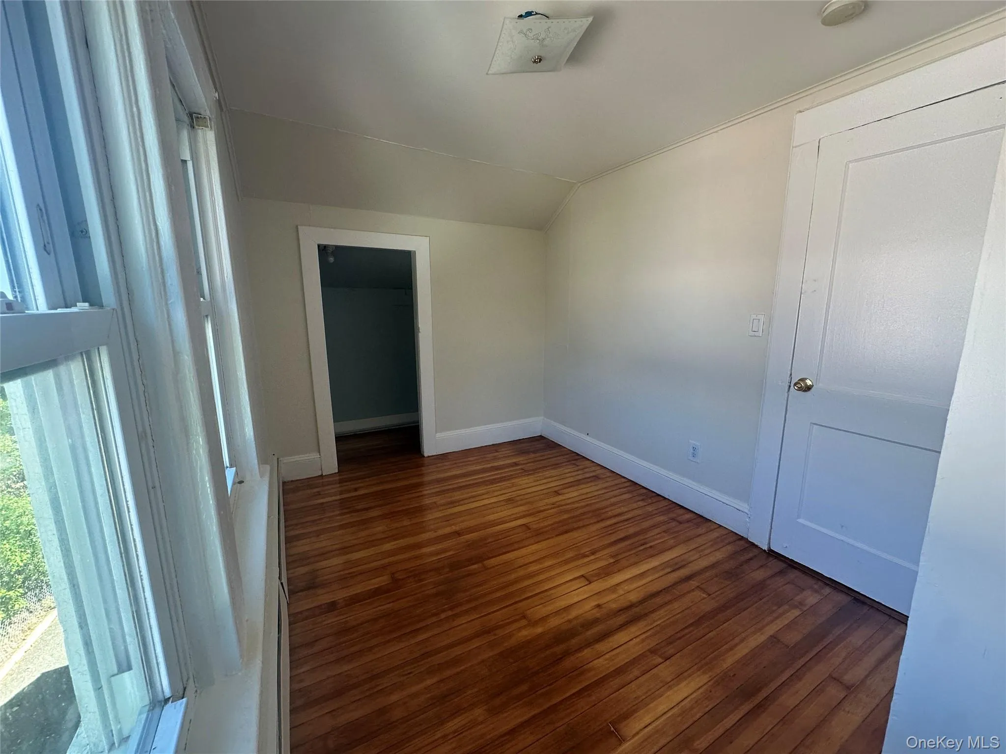 45 Landing Road, Glen Cove, NY, 3 Bedrooms Bedrooms, 5 Rooms Rooms,1 BathroomBathrooms,Residential Lease,For Rent,Landing,0,1023587 45 Landing Road, Glen Cove, NY, 3 Bedrooms Bedrooms, 5 Rooms Rooms,1 BathroomBathrooms,Residential Lease,For Rent,Landing,0,1023587