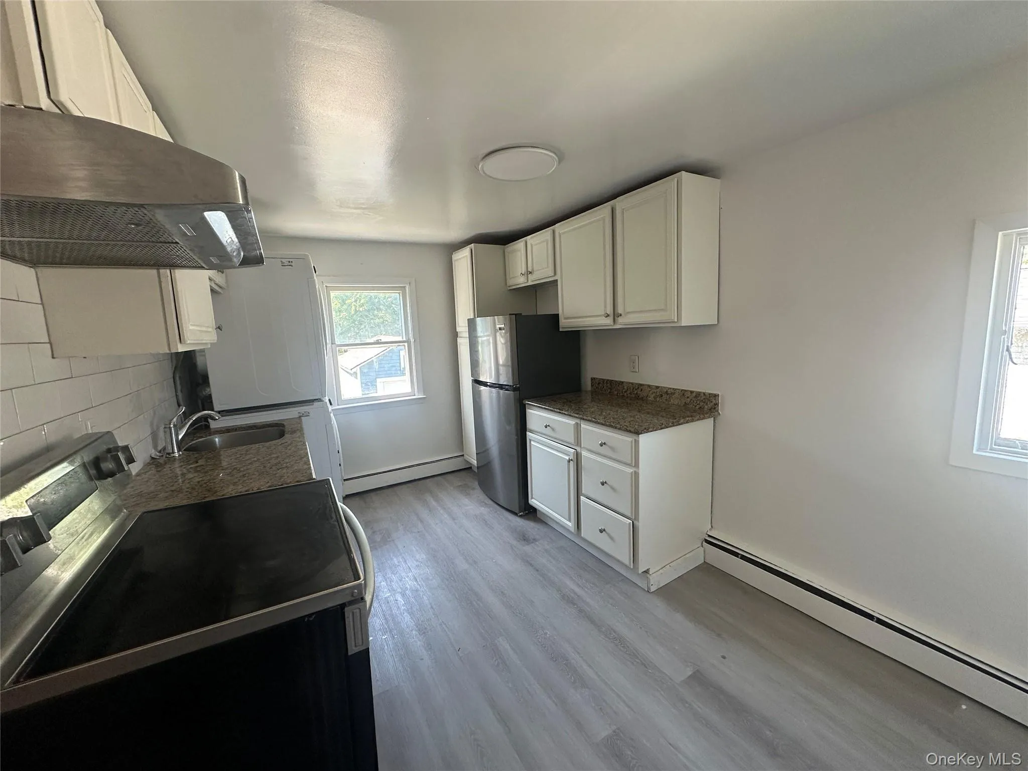 45 Landing Road, Glen Cove, NY, 3 Bedrooms Bedrooms, 5 Rooms Rooms,1 BathroomBathrooms,Residential Lease,For Rent,Landing,0,1023587 45 Landing Road, Glen Cove, NY, 3 Bedrooms Bedrooms, 5 Rooms Rooms,1 BathroomBathrooms,Residential Lease,For Rent,Landing,0,1023587