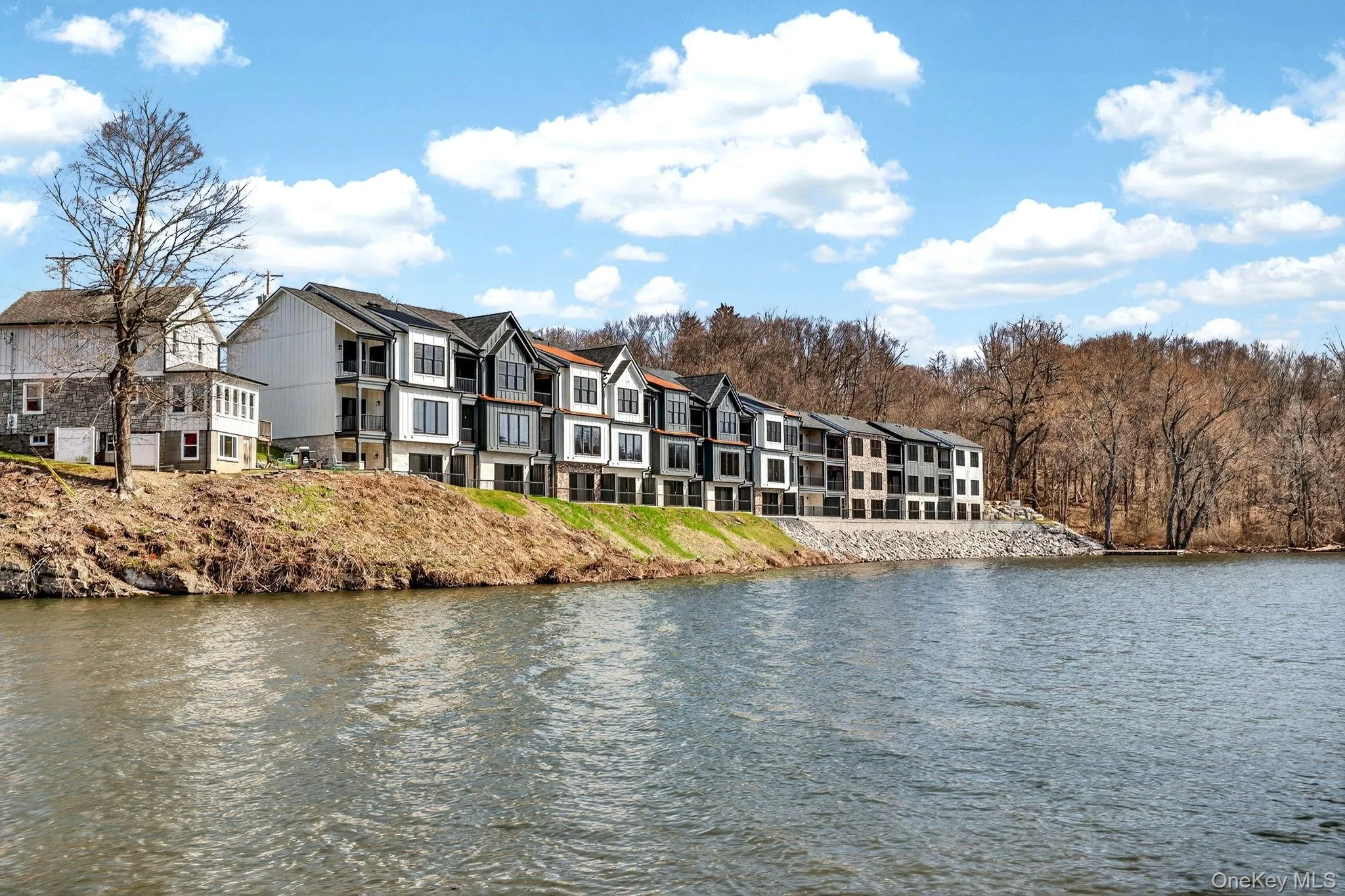 2 Icehouse Drive, Saugerties, NY, 2 Bedrooms Bedrooms, 6 Rooms Rooms,2 BathroomsBathrooms,Residential,For Rent,Icehouse,0,1023588 2 Icehouse Drive, Saugerties, NY, 2 Bedrooms Bedrooms, 6 Rooms Rooms,2 BathroomsBathrooms,Residential,For Rent,Icehouse,0,1023588