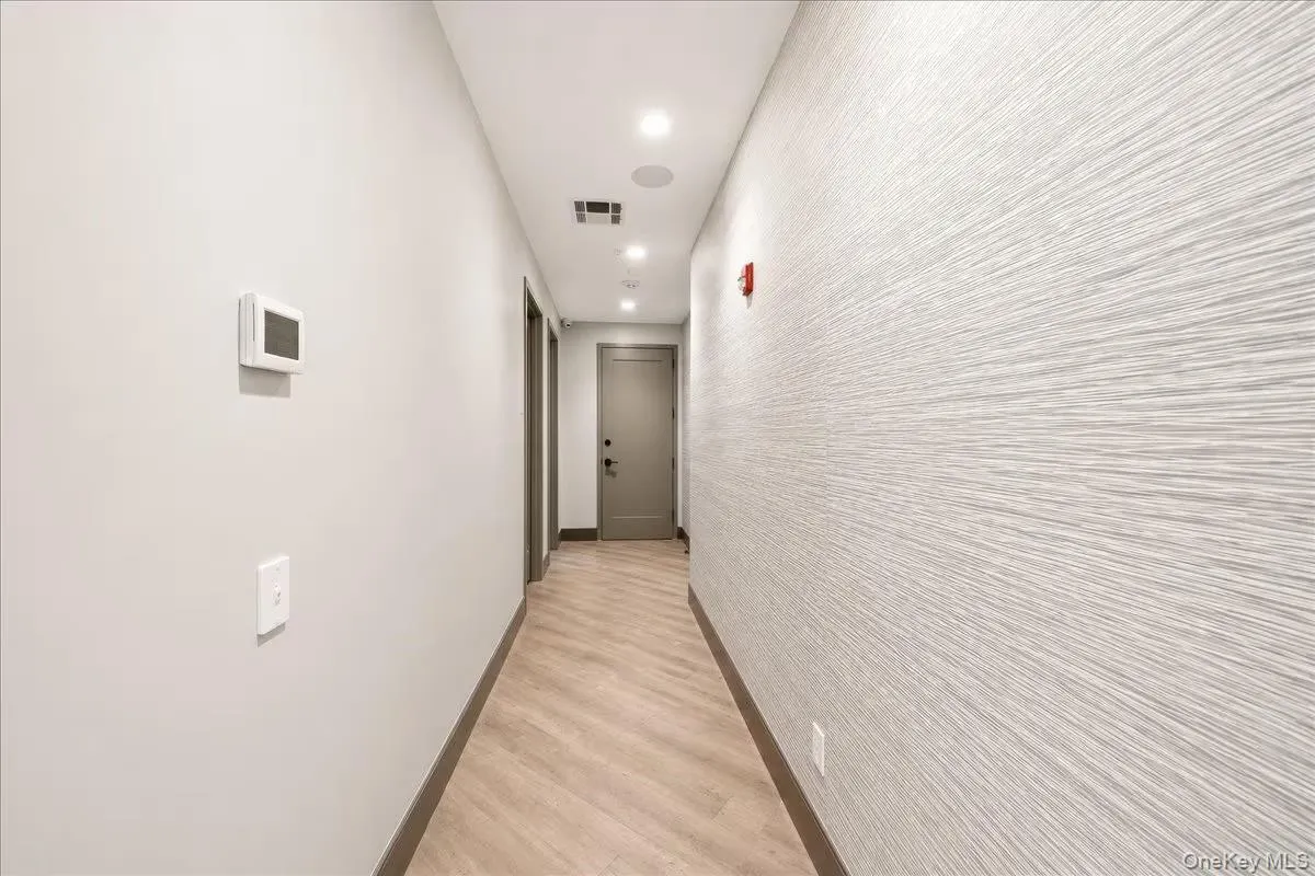860 Central Park Avenue, Scarsdale, NY, ,Commercial Lease,For Rent,Central Park,0,1023589 860 Central Park Avenue, Scarsdale, NY, ,Commercial Lease,For Rent,Central Park,0,1023589