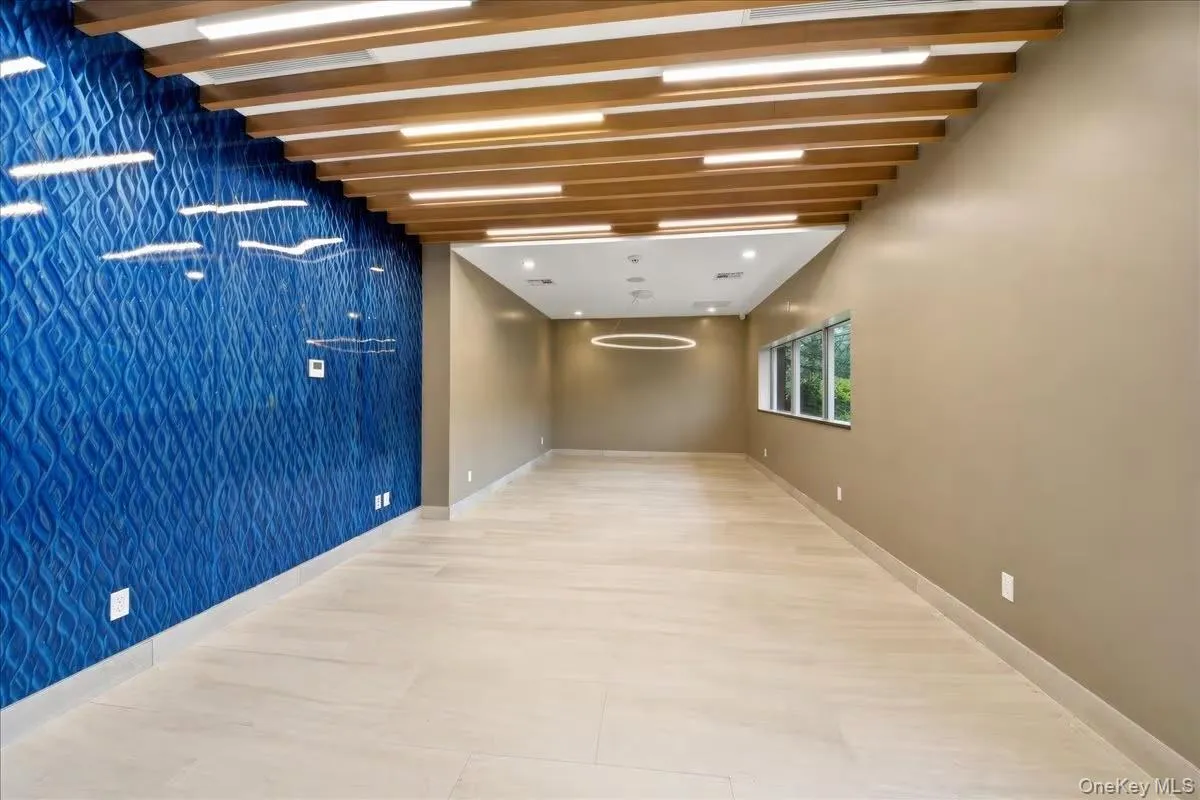 860 Central Park Avenue, Scarsdale, NY, ,Commercial Lease,For Rent,Central Park,0,1023589 860 Central Park Avenue, Scarsdale, NY, ,Commercial Lease,For Rent,Central Park,0,1023589