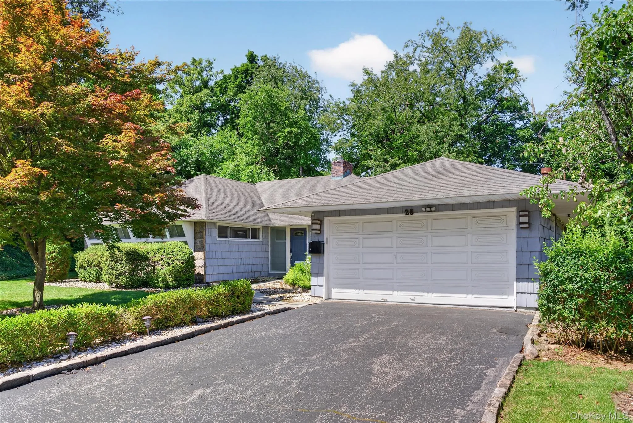 26 Oaks Hunt Road, North Hempstead, NY, 3 Bedrooms Bedrooms, 7 Rooms Rooms,2 BathroomsBathrooms,Residential,For Rent,Oaks Hunt,0,1023591 26 Oaks Hunt Road, North Hempstead, NY, 3 Bedrooms Bedrooms, 7 Rooms Rooms,2 BathroomsBathrooms,Residential,For Rent,Oaks Hunt,0,1023591