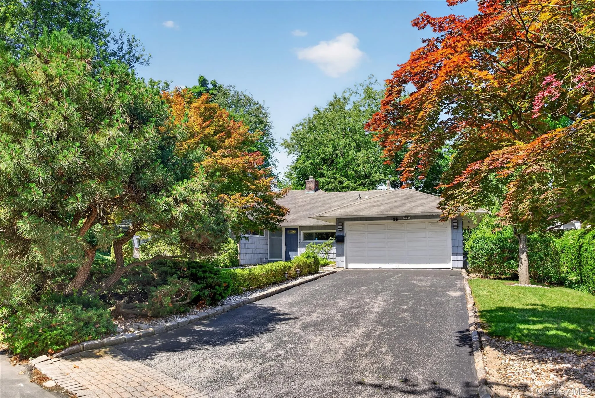 26 Oaks Hunt Road, North Hempstead, NY, 3 Bedrooms Bedrooms, 7 Rooms Rooms,2 BathroomsBathrooms,Residential,For Rent,Oaks Hunt,0,1023591 26 Oaks Hunt Road, North Hempstead, NY, 3 Bedrooms Bedrooms, 7 Rooms Rooms,2 BathroomsBathrooms,Residential,For Rent,Oaks Hunt,0,1023591