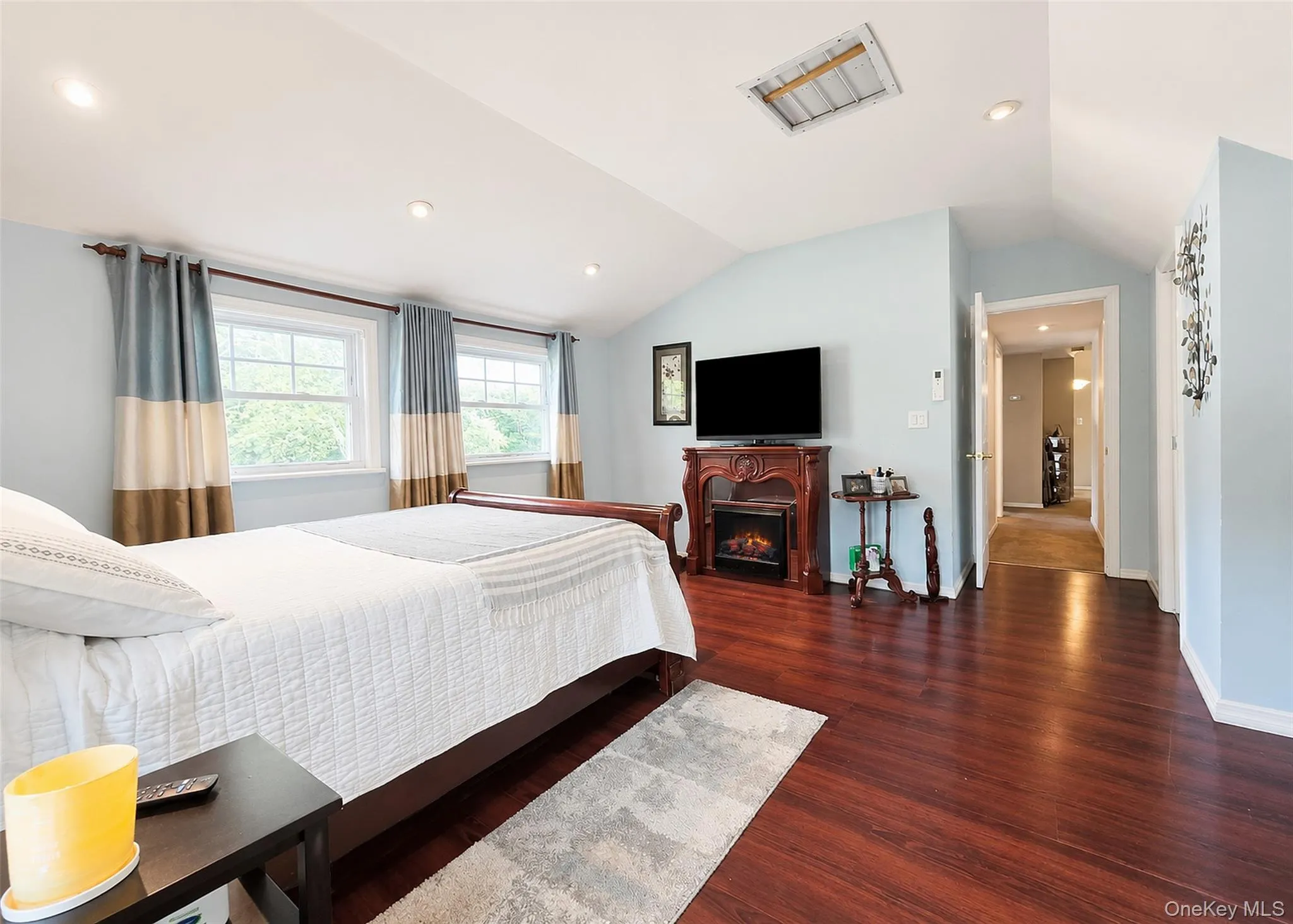 30 Hackberry Lane, Brookhaven, NY, 5 Bedrooms Bedrooms, 9 Rooms Rooms,3 BathroomsBathrooms,Residential,For Rent,Hackberry,0,1023593 30 Hackberry Lane, Brookhaven, NY, 5 Bedrooms Bedrooms, 9 Rooms Rooms,3 BathroomsBathrooms,Residential,For Rent,Hackberry,0,1023593