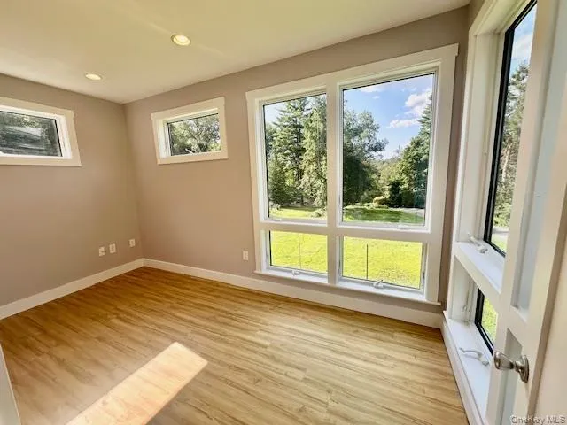 32 Brook Lane, Cortlandt, NY, 4 Bedrooms Bedrooms, 9 Rooms Rooms,2 BathroomsBathrooms,Residential,For Rent,Brook,0,1023596 32 Brook Lane, Cortlandt, NY, 4 Bedrooms Bedrooms, 9 Rooms Rooms,2 BathroomsBathrooms,Residential,For Rent,Brook,0,1023596