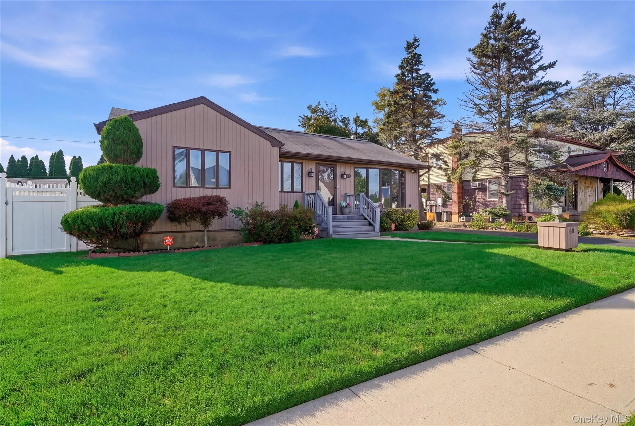 64 Linden Boulevard, Oyster Bay, NY, 3 Bedrooms Bedrooms, 6 Rooms Rooms,1 BathroomBathrooms,Residential,For Rent,Linden,0,1023612 64 Linden Boulevard, Oyster Bay, NY, 3 Bedrooms Bedrooms, 6 Rooms Rooms,1 BathroomBathrooms,Residential,For Rent,Linden,0,1023612