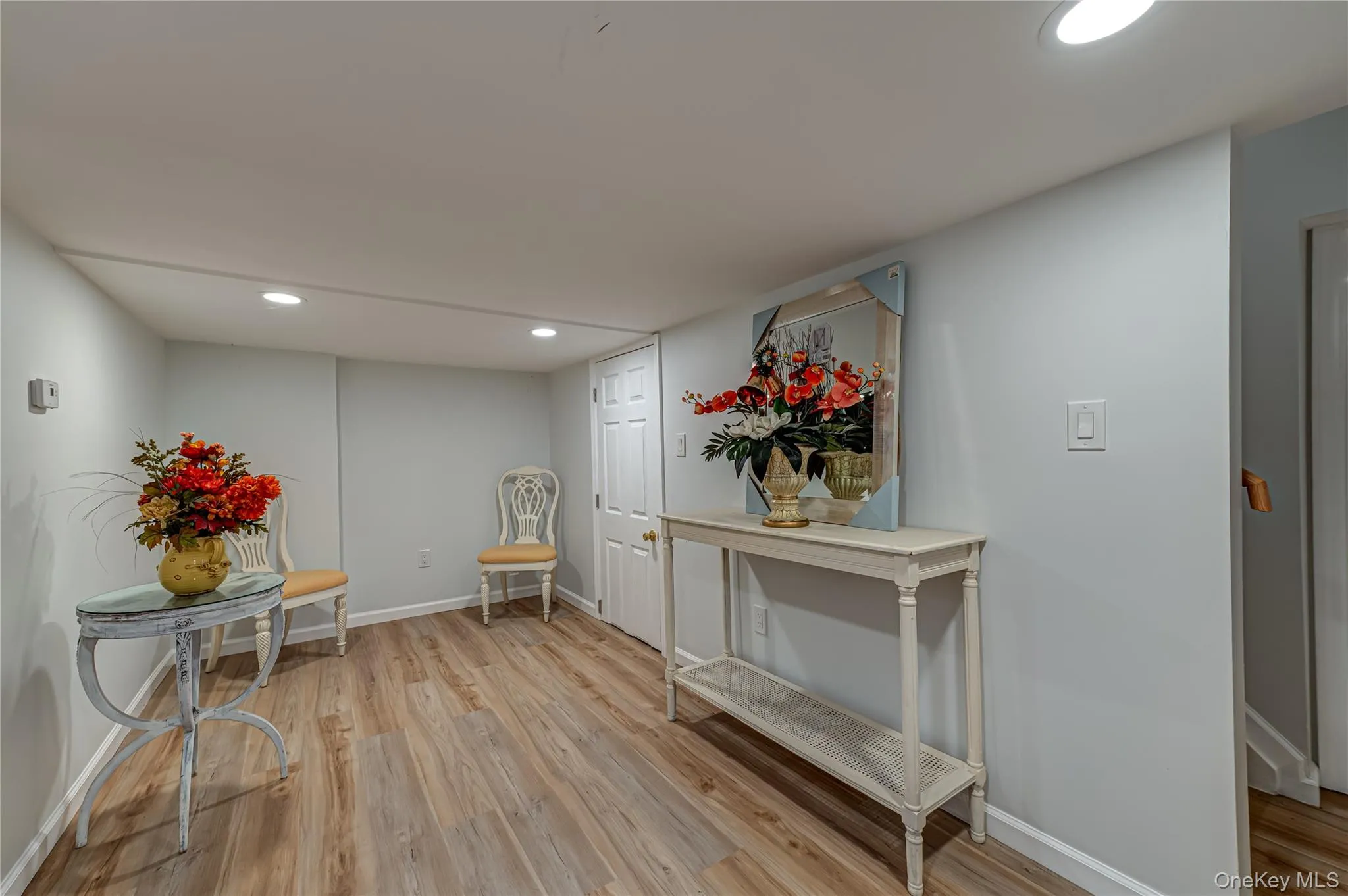 309 Laurel Road, Huntington, NY, 2 Bedrooms Bedrooms, 7 Rooms Rooms,1 BathroomBathrooms,Residential,For Rent,Laurel,0,1023620 309 Laurel Road, Huntington, NY, 2 Bedrooms Bedrooms, 7 Rooms Rooms,1 BathroomBathrooms,Residential,For Rent,Laurel,0,1023620
