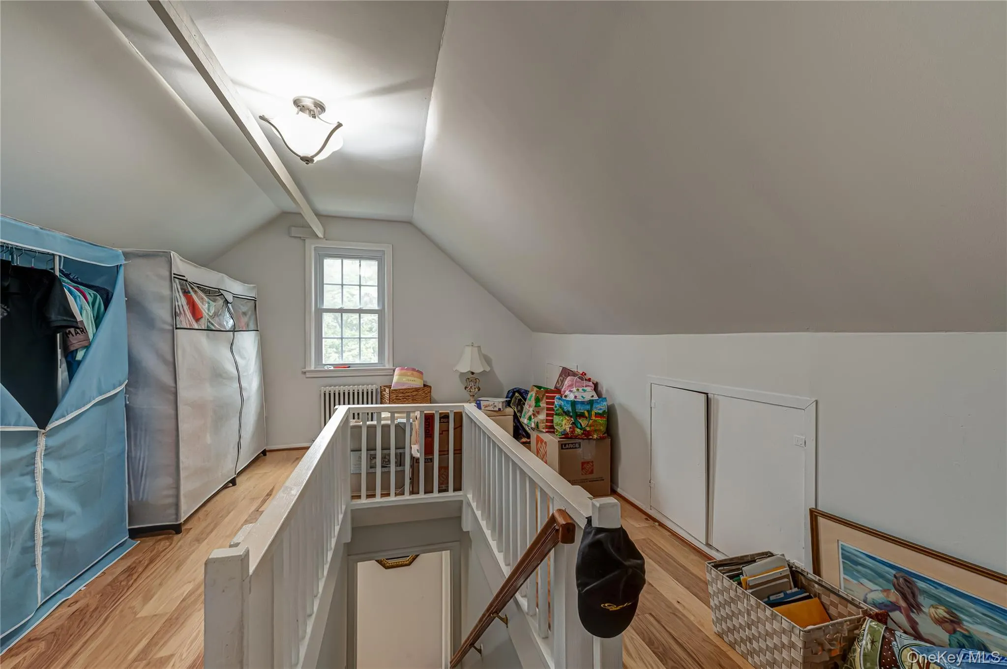 309 Laurel Road, Huntington, NY, 2 Bedrooms Bedrooms, 7 Rooms Rooms,1 BathroomBathrooms,Residential,For Rent,Laurel,0,1023620 309 Laurel Road, Huntington, NY, 2 Bedrooms Bedrooms, 7 Rooms Rooms,1 BathroomBathrooms,Residential,For Rent,Laurel,0,1023620