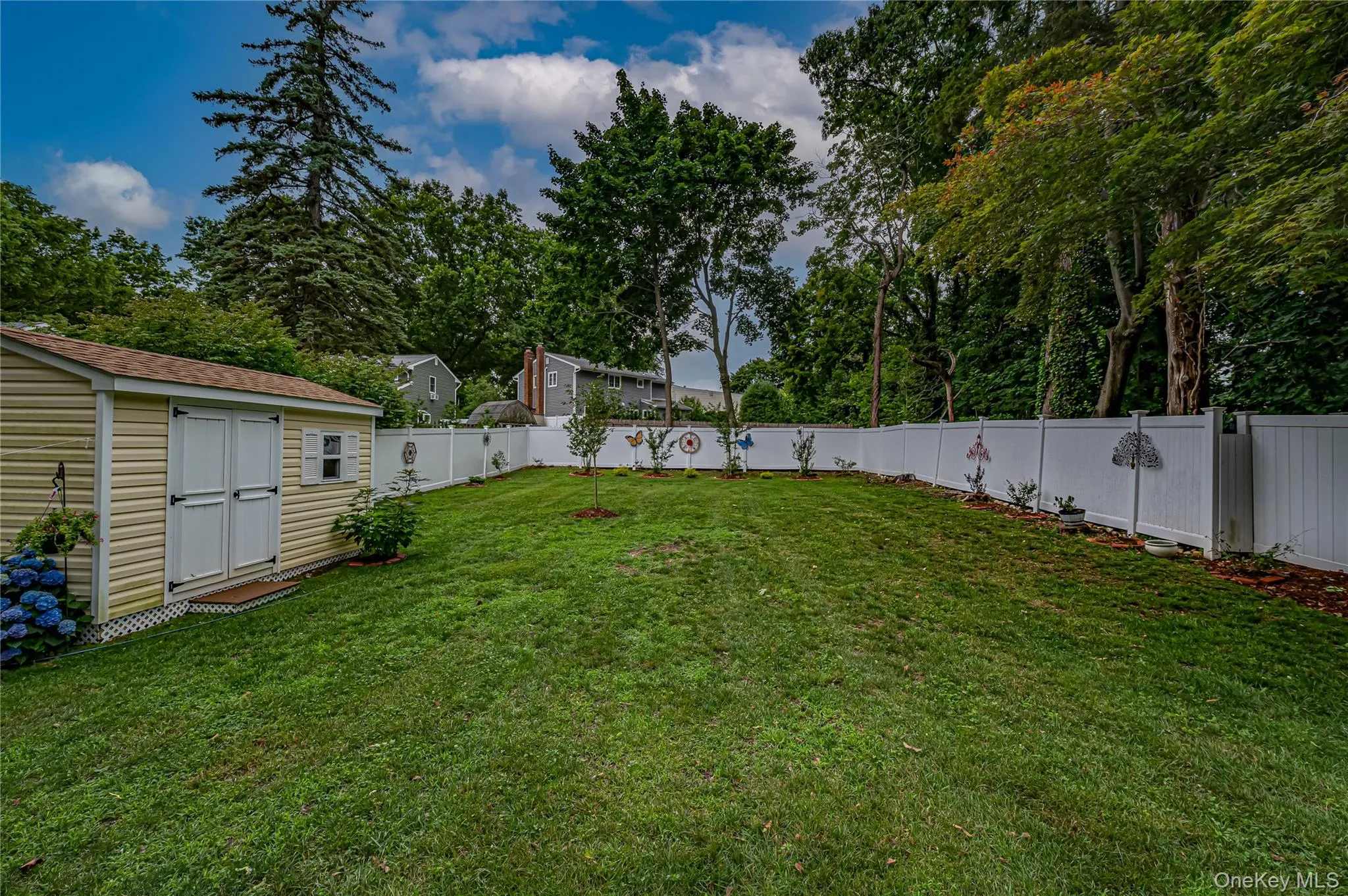 309 Laurel Road, Huntington, NY, 2 Bedrooms Bedrooms, 7 Rooms Rooms,1 BathroomBathrooms,Residential,For Rent,Laurel,0,1023620 309 Laurel Road, Huntington, NY, 2 Bedrooms Bedrooms, 7 Rooms Rooms,1 BathroomBathrooms,Residential,For Rent,Laurel,0,1023620