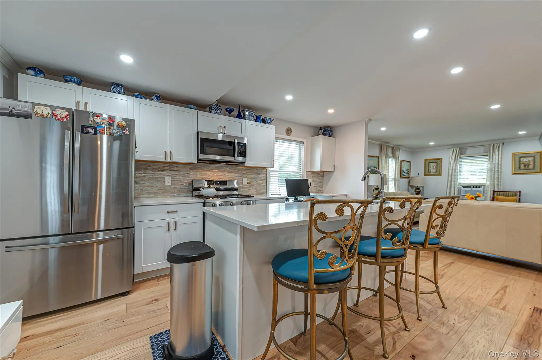 309 Laurel Road, Huntington, NY, 2 Bedrooms Bedrooms, 7 Rooms Rooms,1 BathroomBathrooms,Residential,For Rent,Laurel,0,1023620 309 Laurel Road, Huntington, NY, 2 Bedrooms Bedrooms, 7 Rooms Rooms,1 BathroomBathrooms,Residential,For Rent,Laurel,0,1023620