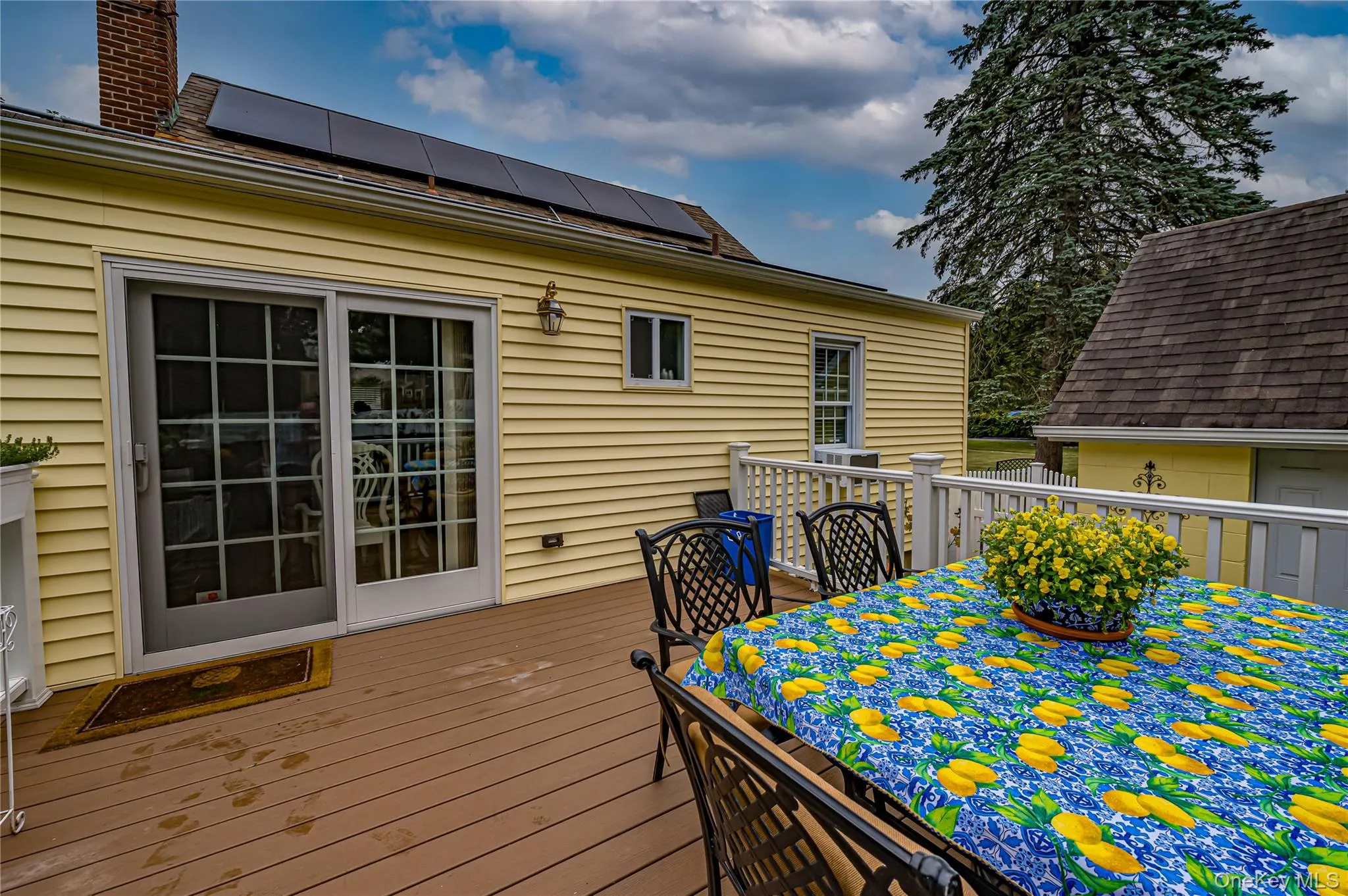 309 Laurel Road, Huntington, NY, 2 Bedrooms Bedrooms, 7 Rooms Rooms,1 BathroomBathrooms,Residential,For Rent,Laurel,0,1023620 309 Laurel Road, Huntington, NY, 2 Bedrooms Bedrooms, 7 Rooms Rooms,1 BathroomBathrooms,Residential,For Rent,Laurel,0,1023620