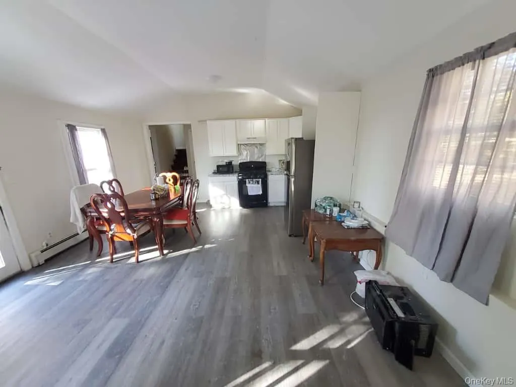 422 Spring Street, Monroe, NY, 2 Bedrooms Bedrooms, 5 Rooms Rooms,1 BathroomBathrooms,Residential Lease,For Rent,Spring,0,1023623 422 Spring Street, Monroe, NY, 2 Bedrooms Bedrooms, 5 Rooms Rooms,1 BathroomBathrooms,Residential Lease,For Rent,Spring,0,1023623