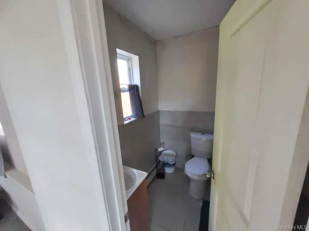 422 Spring Street, Monroe, NY, 2 Bedrooms Bedrooms, 5 Rooms Rooms,1 BathroomBathrooms,Residential Lease,For Rent,Spring,0,1023623 422 Spring Street, Monroe, NY, 2 Bedrooms Bedrooms, 5 Rooms Rooms,1 BathroomBathrooms,Residential Lease,For Rent,Spring,0,1023623
