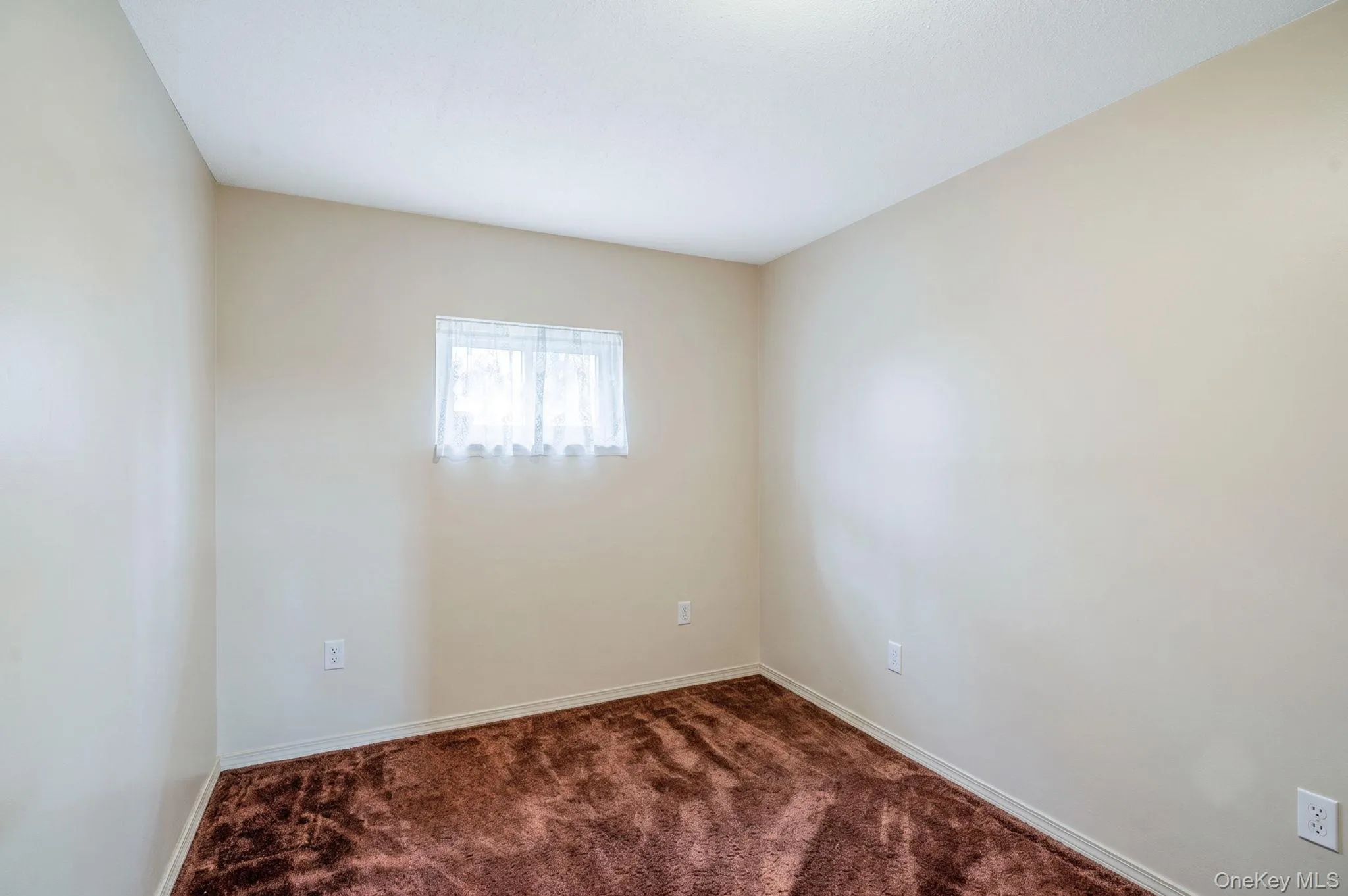 192 Hancock Street, Islip, NY, 4 Bedrooms Bedrooms, 9 Rooms Rooms,2 BathroomsBathrooms,Residential,For Rent,Hancock,0,1023626 192 Hancock Street, Islip, NY, 4 Bedrooms Bedrooms, 9 Rooms Rooms,2 BathroomsBathrooms,Residential,For Rent,Hancock,0,1023626