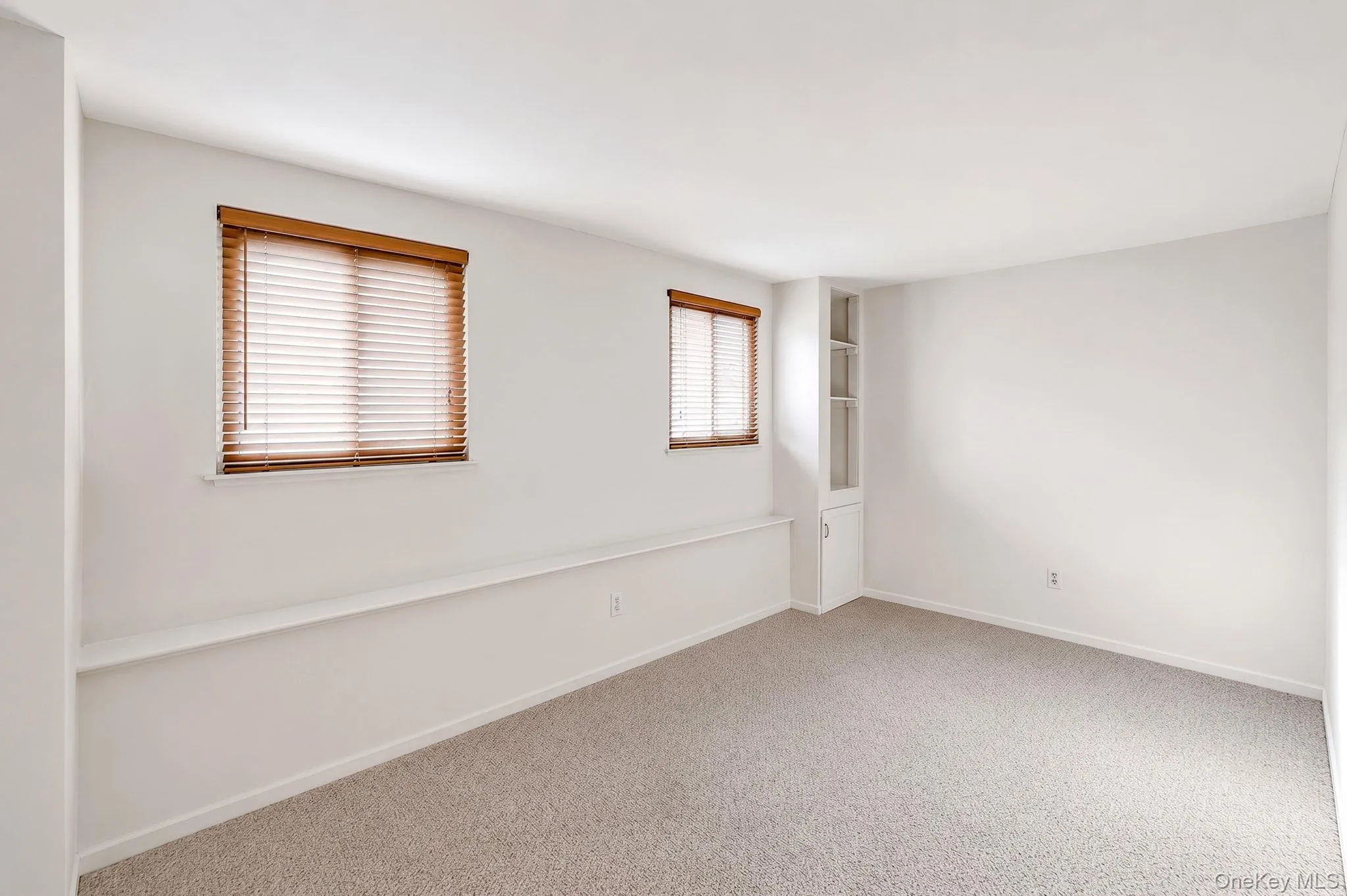 192 Hancock Street, Islip, NY, 4 Bedrooms Bedrooms, 9 Rooms Rooms,2 BathroomsBathrooms,Residential,For Rent,Hancock,0,1023626 192 Hancock Street, Islip, NY, 4 Bedrooms Bedrooms, 9 Rooms Rooms,2 BathroomsBathrooms,Residential,For Rent,Hancock,0,1023626
