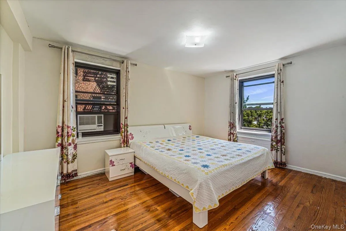 213-08 73rd Avenue, New York, NY, 2 Bedrooms Bedrooms, 4 Rooms Rooms,1 BathroomBathrooms,Residential,For Rent,73rd,0,1023630 213-08 73rd Avenue, New York, NY, 2 Bedrooms Bedrooms, 4 Rooms Rooms,1 BathroomBathrooms,Residential,For Rent,73rd,0,1023630