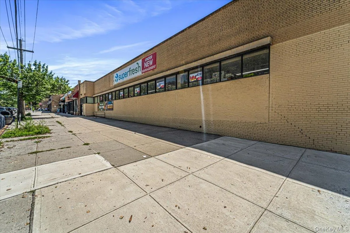 213-08 73rd Avenue, New York, NY, 2 Bedrooms Bedrooms, 4 Rooms Rooms,1 BathroomBathrooms,Residential,For Rent,73rd,0,1023630 213-08 73rd Avenue, New York, NY, 2 Bedrooms Bedrooms, 4 Rooms Rooms,1 BathroomBathrooms,Residential,For Rent,73rd,0,1023630