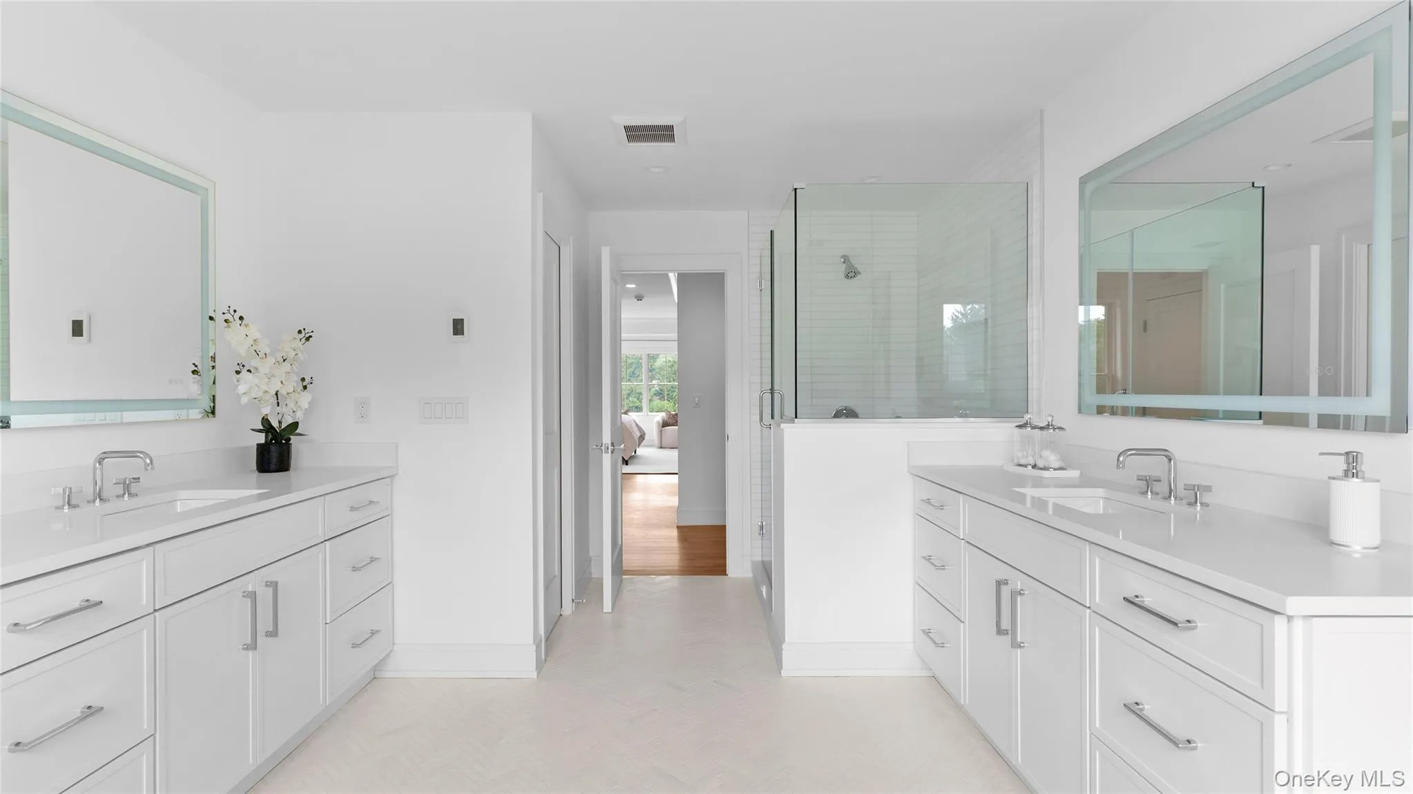 738 Motts Cove Road, Oyster Bay, NY, 4 Bedrooms Bedrooms, 14 Rooms Rooms,4 BathroomsBathrooms,Residential,For Rent,Motts Cove,0,1023631 738 Motts Cove Road, Oyster Bay, NY, 4 Bedrooms Bedrooms, 14 Rooms Rooms,4 BathroomsBathrooms,Residential,For Rent,Motts Cove,0,1023631